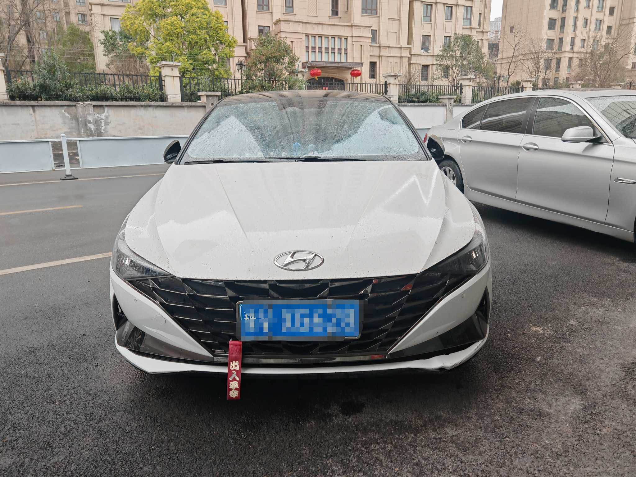 Hyundai Elantra 2022 car image #2