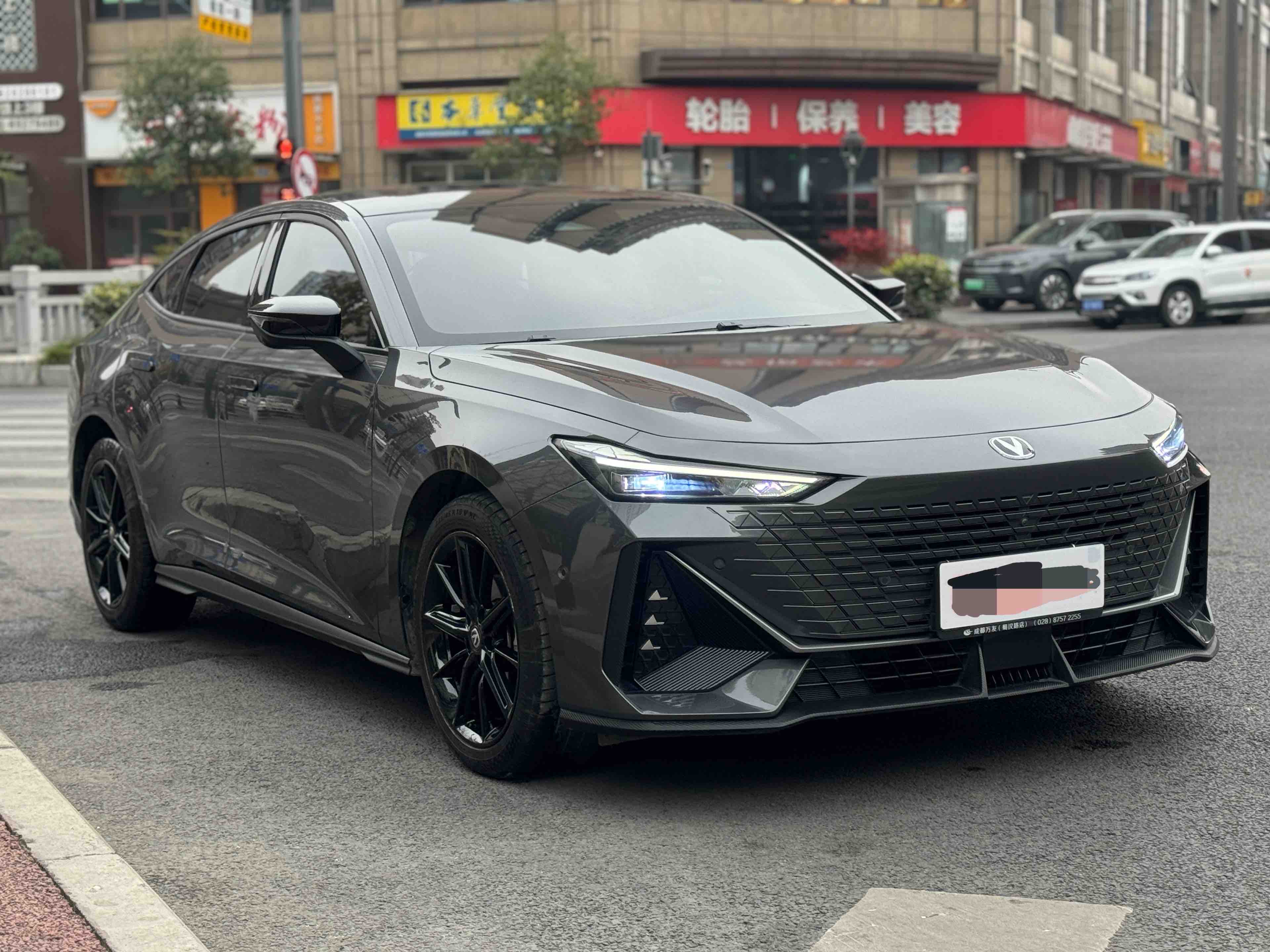 Changan UNI-V 2022 car image #2