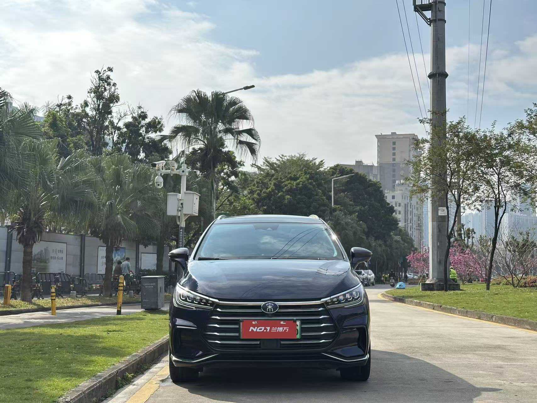 BYD Song MAX New Energy 2022 #2 BYD Song MAX New Energy 2022 car image #2