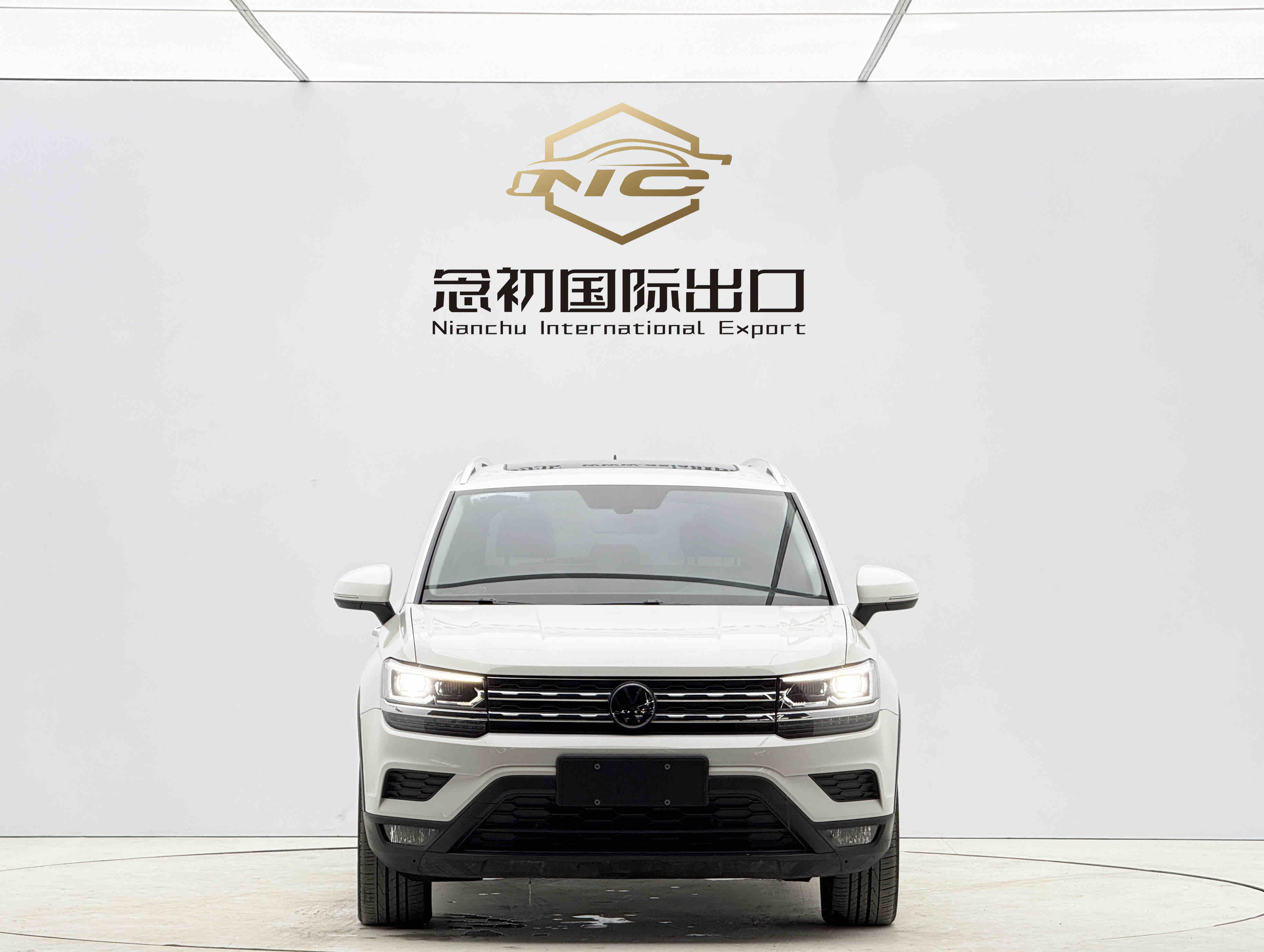 Volkswagen Tharu 2022 immagine di auto #2