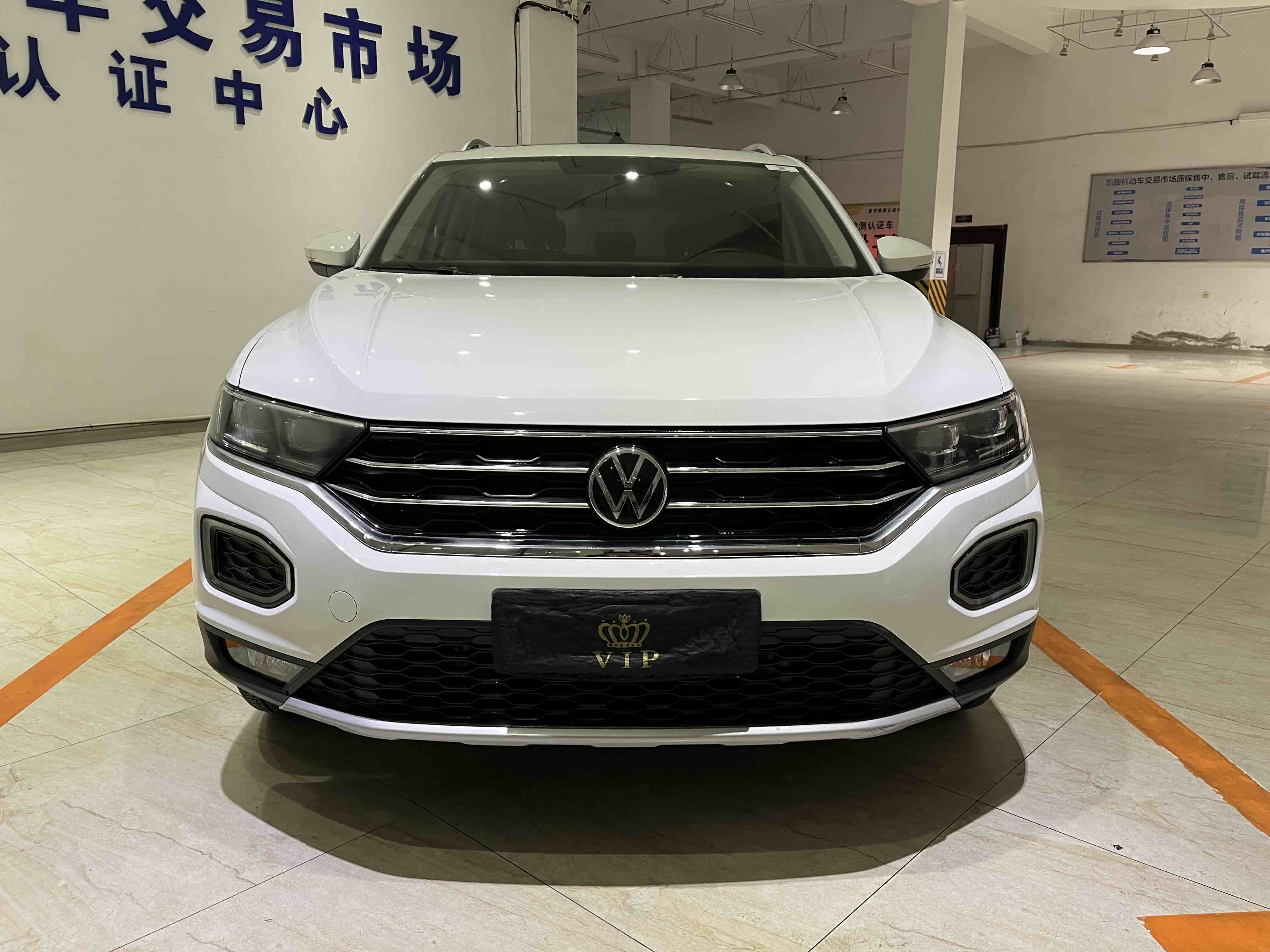 T-Roc 2022 #2 T-Roc 2022 car image #2