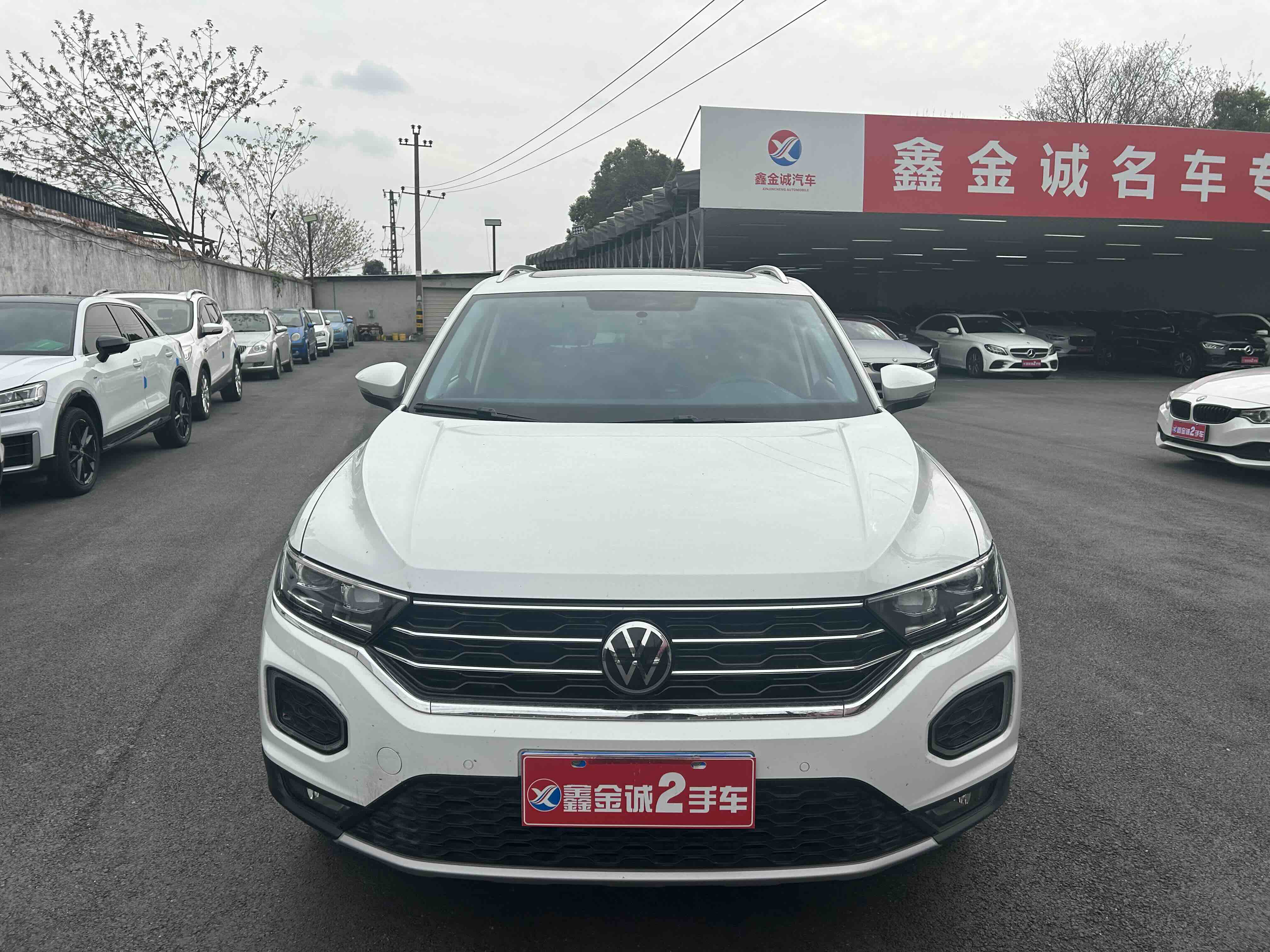 T-Roc 2022 car image #2