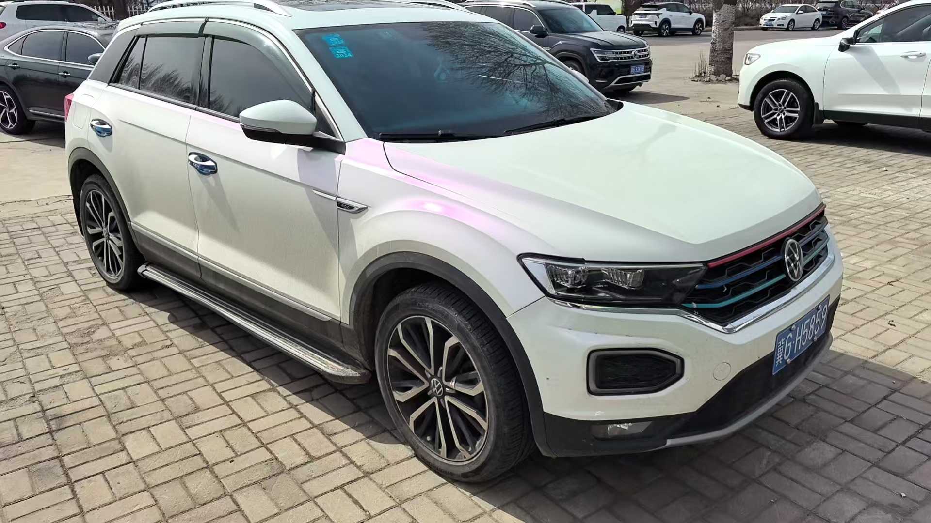 T-Roc 2022 car image #2