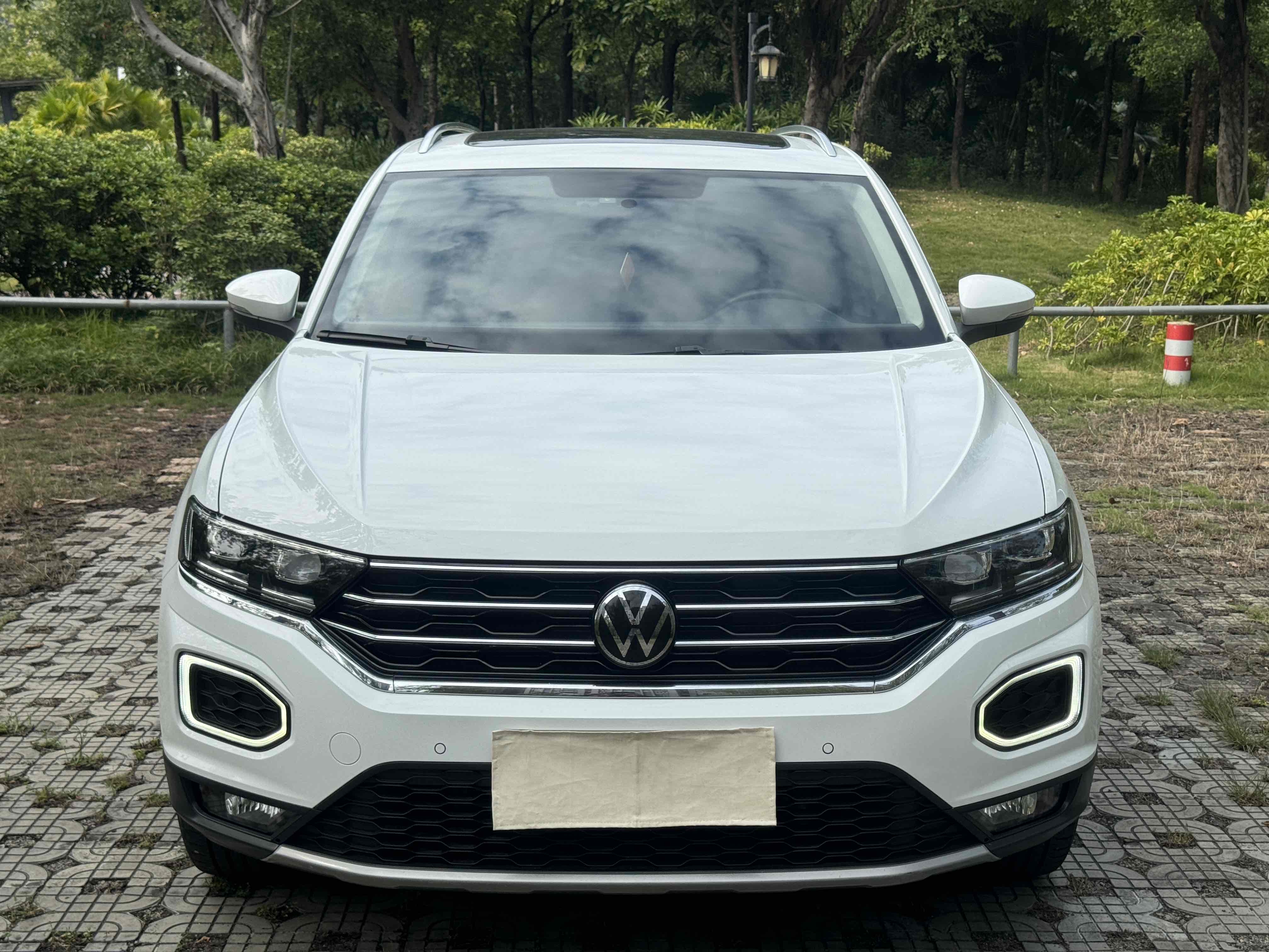 Volkswagen T-Roc 2022 #2 Volkswagen T-Roc 2022 car image #2