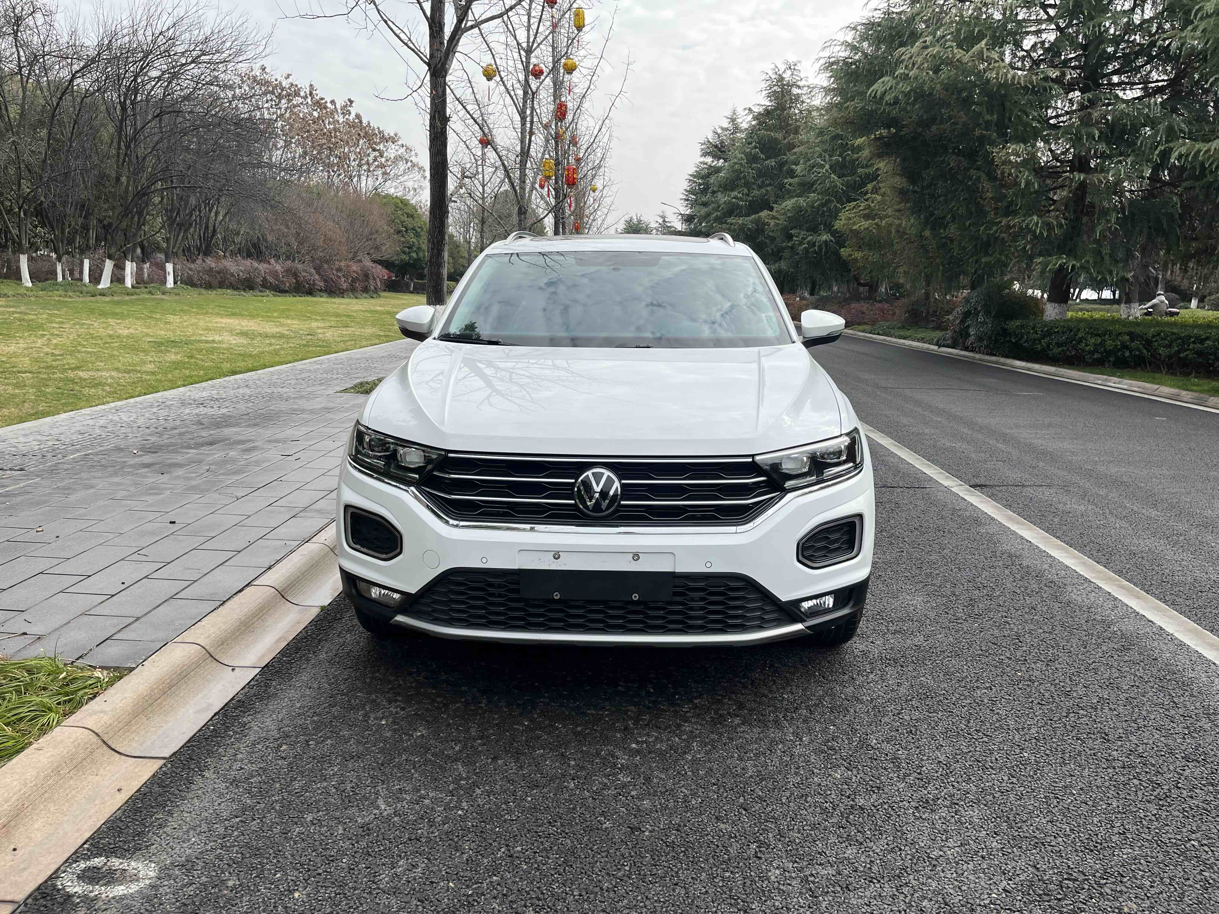 T-Roc 2023 car image #2