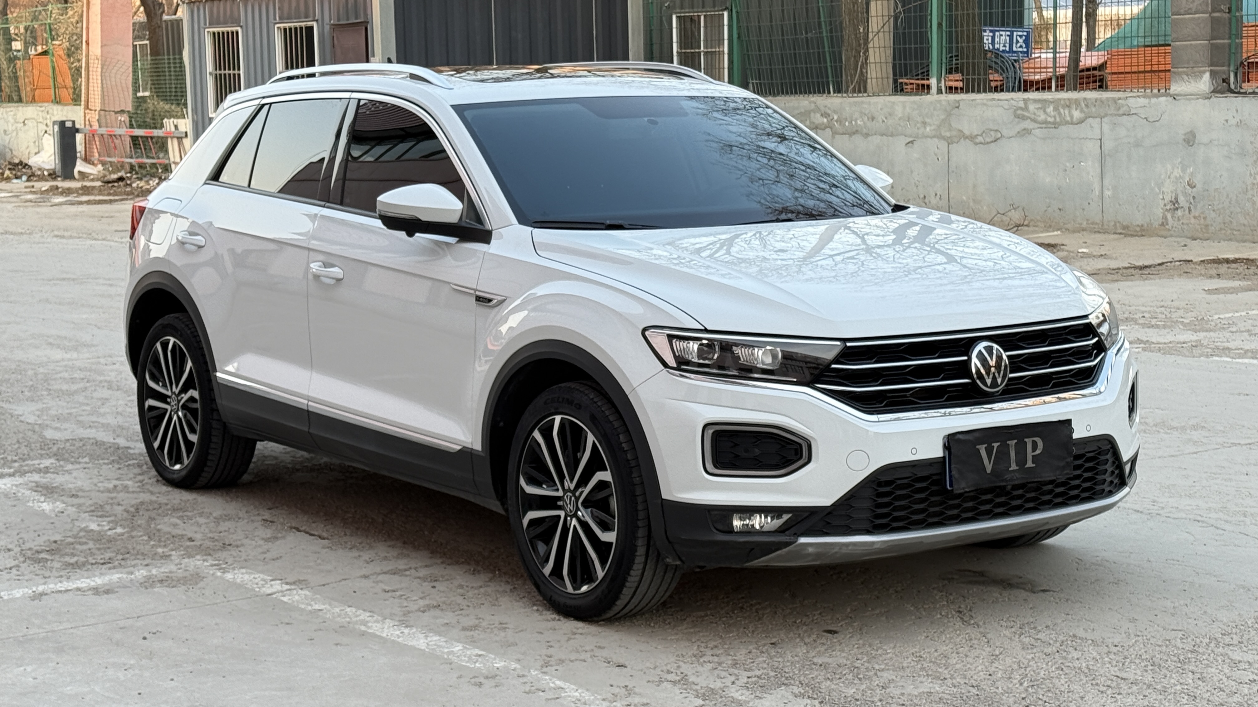 T-Roc 2022 #2 T-Roc 2022 car image #2