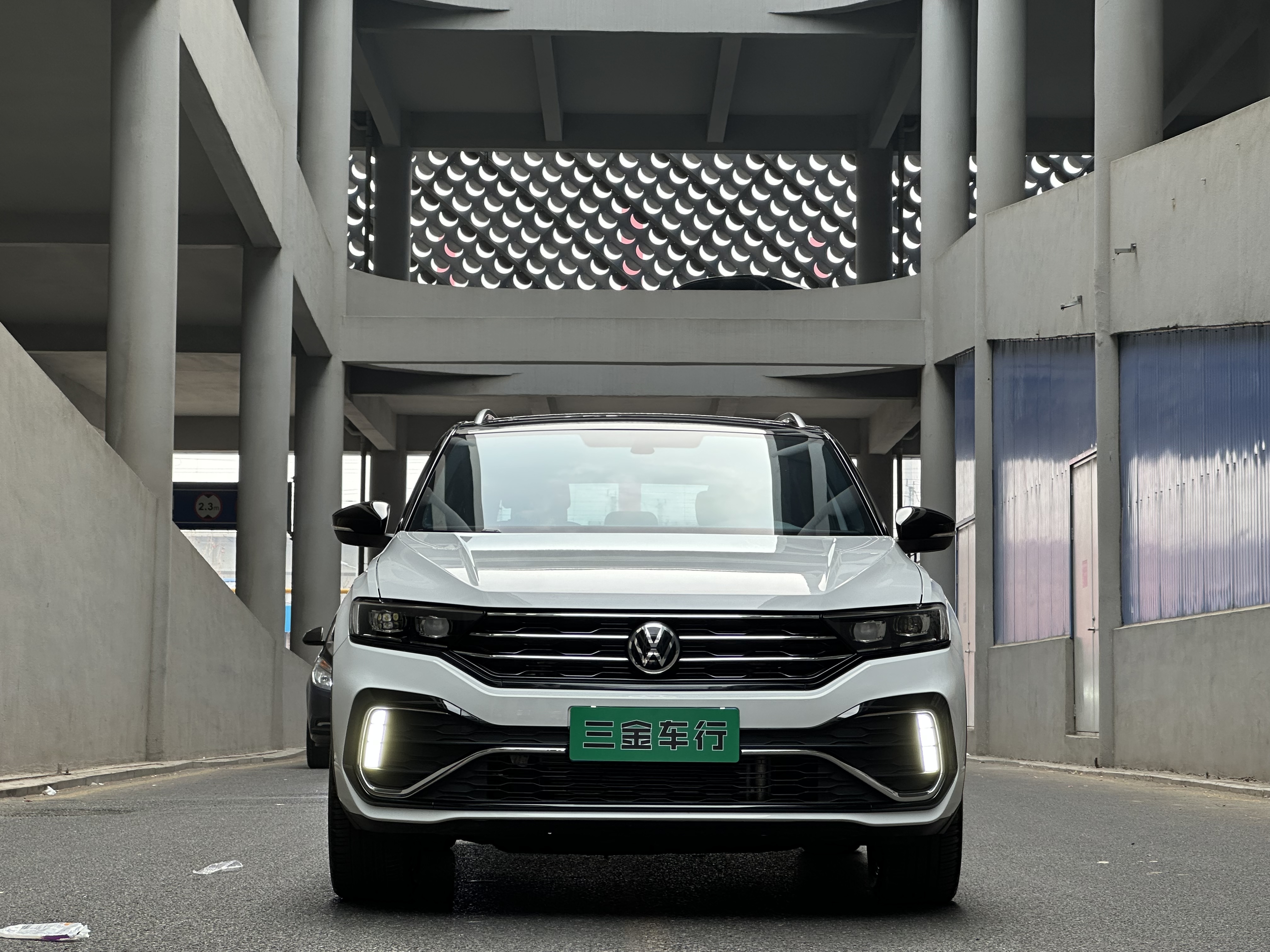 T-Roc 2022 car image #2