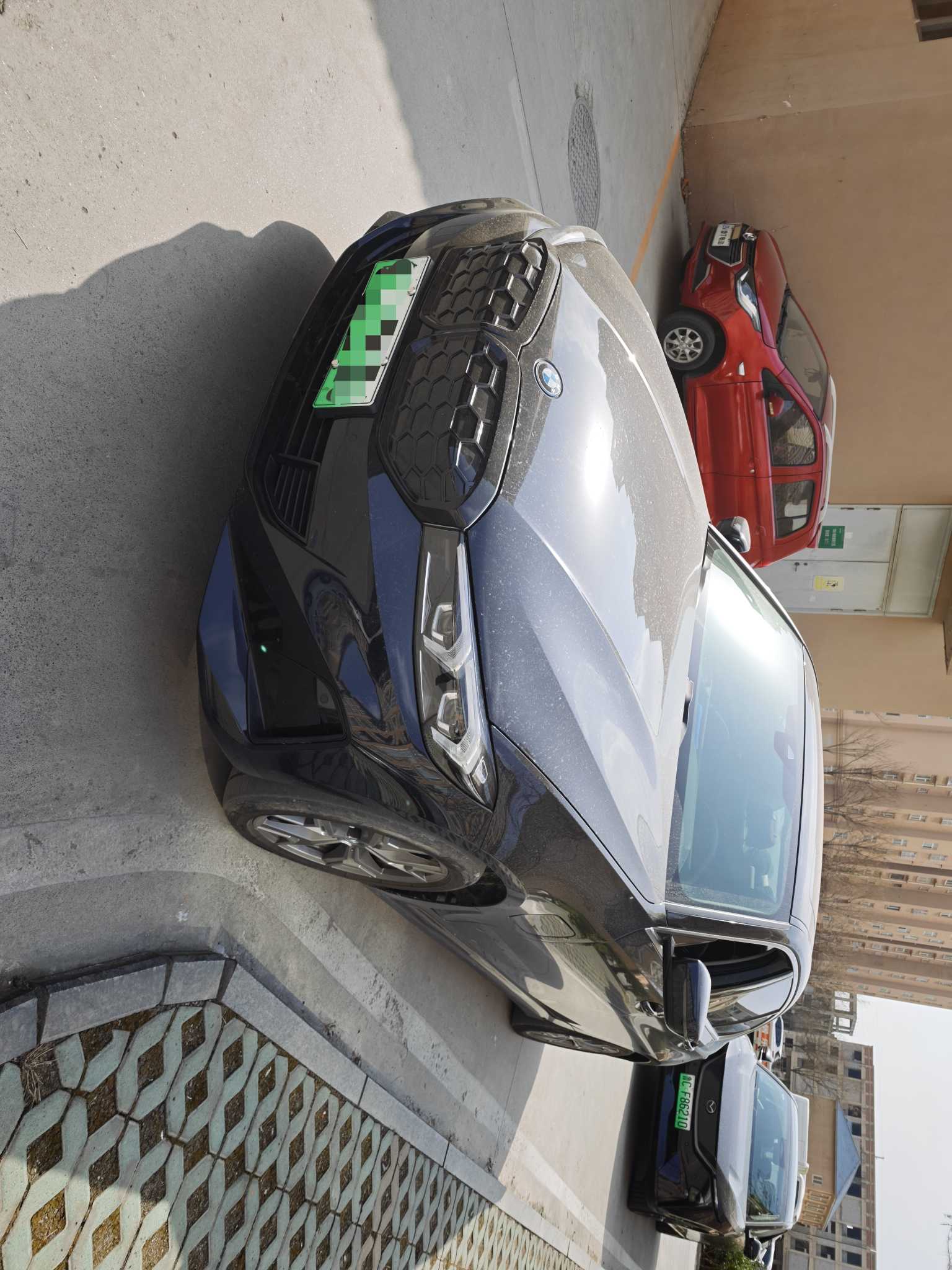 BMW i3 2023 car image #2