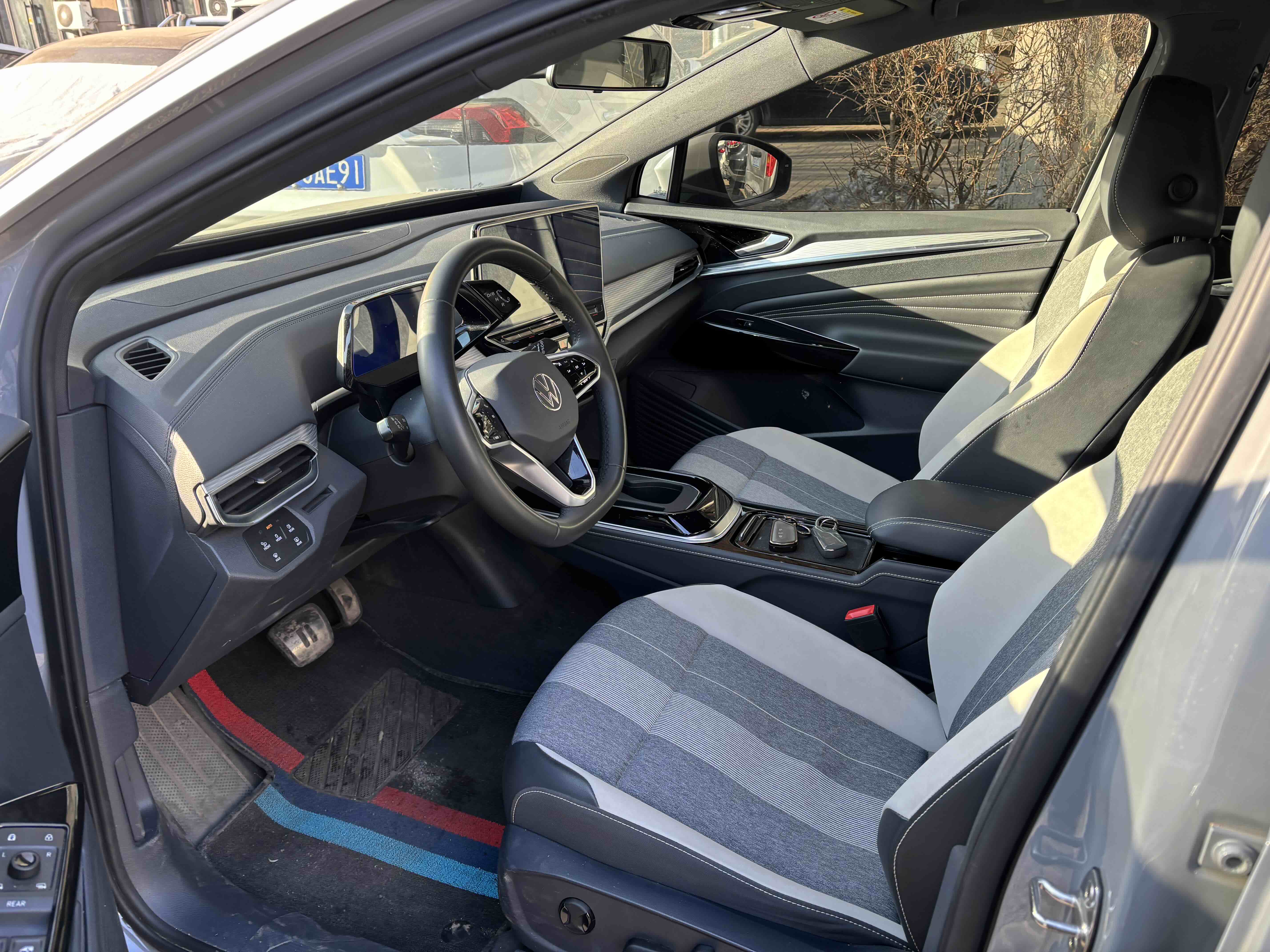 Volkswagen ID.4 Crozz 2023 car image #2