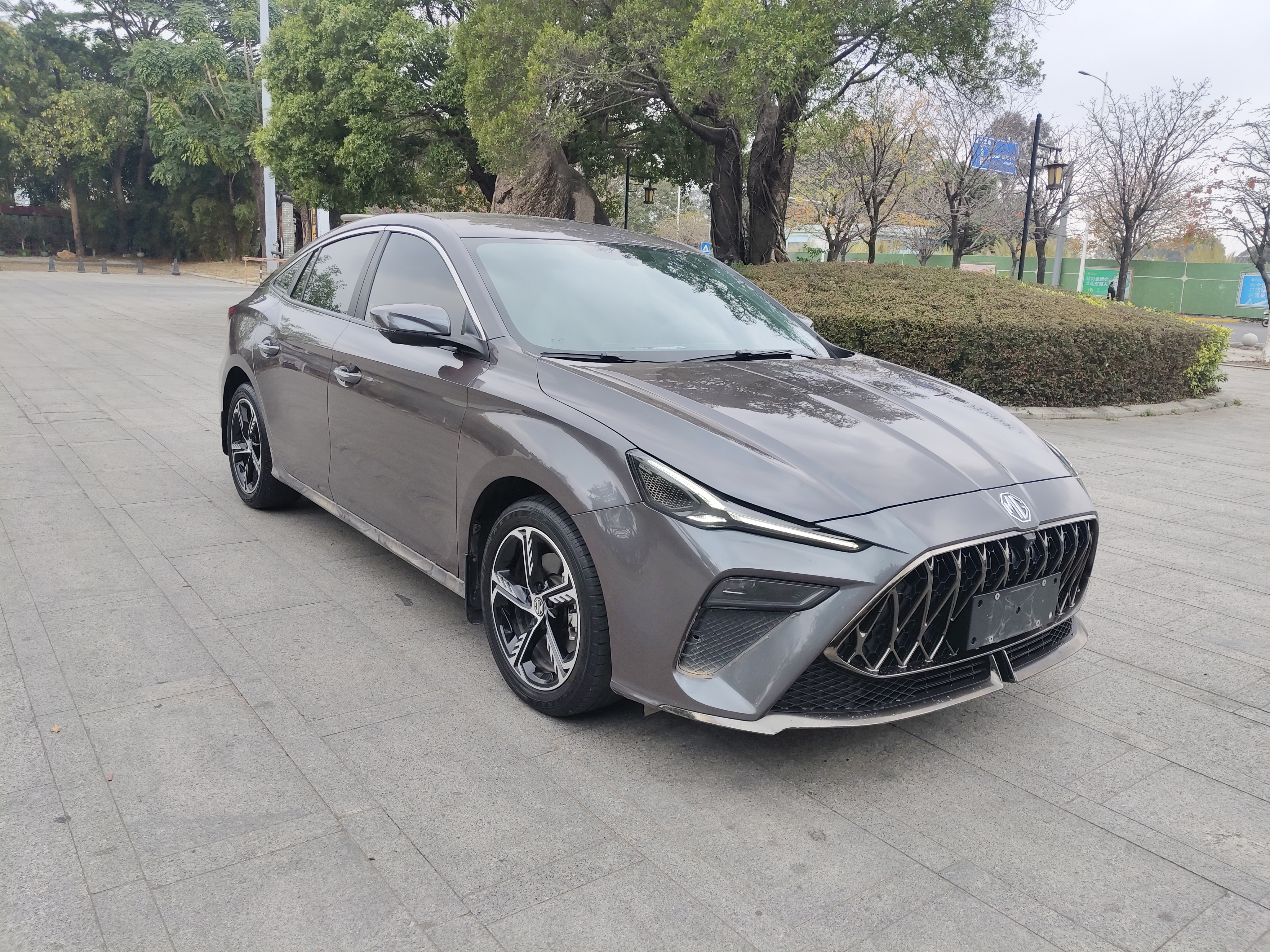5 Scorpio 2023 car image #2