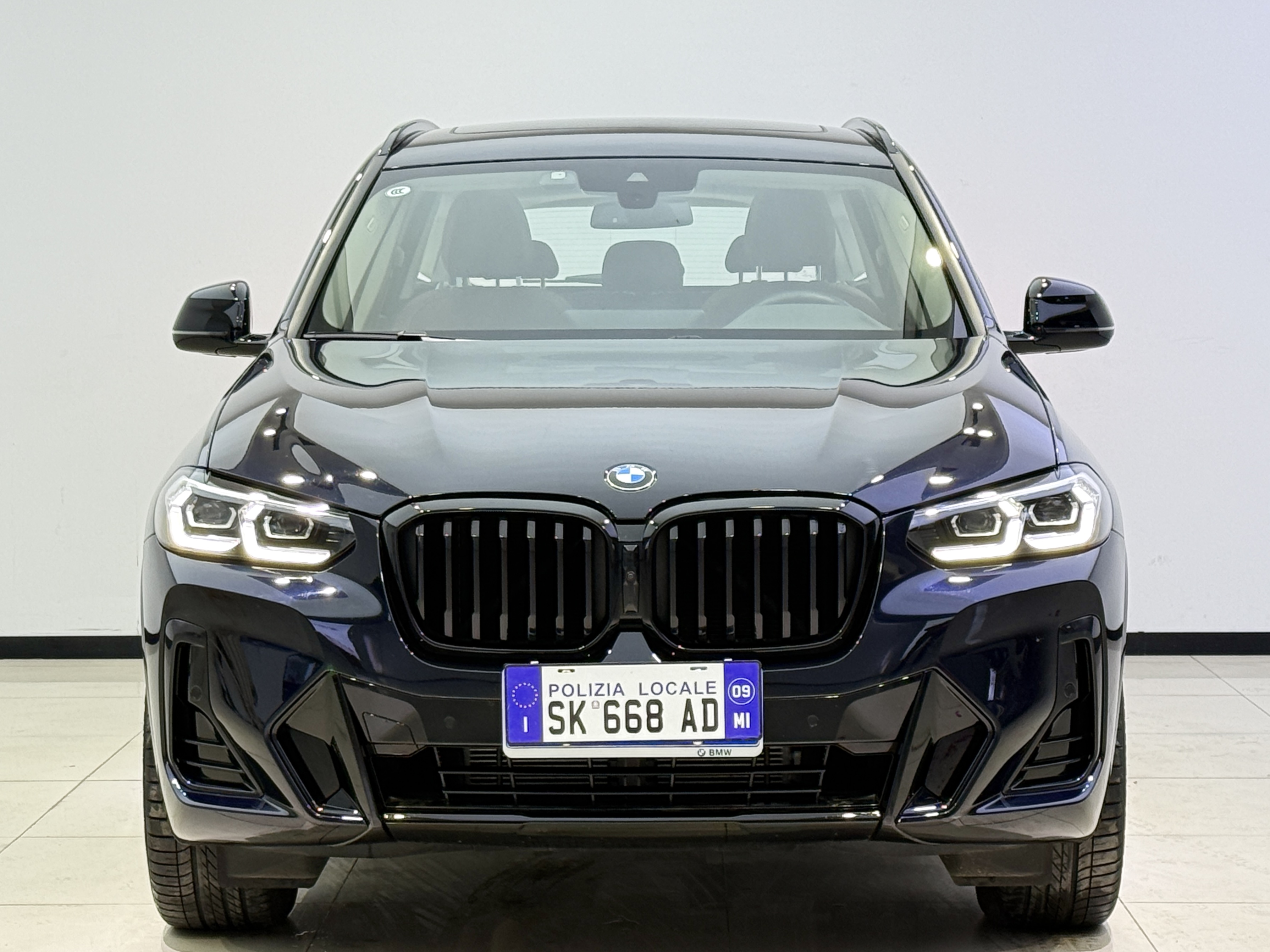 BMW X3 2023 car image #2