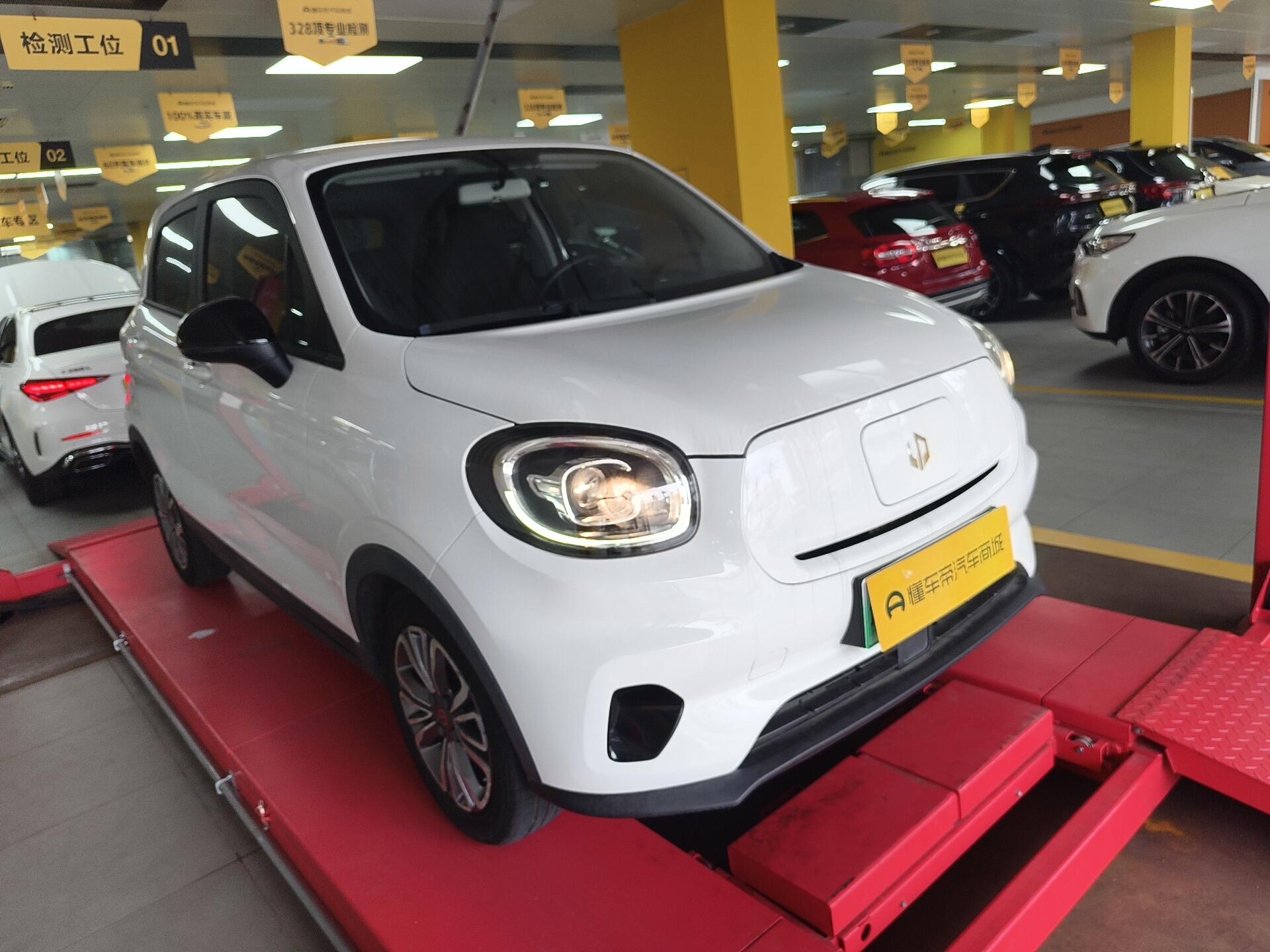 零跑汽车 零跑T03 2022 汽车图片 #2