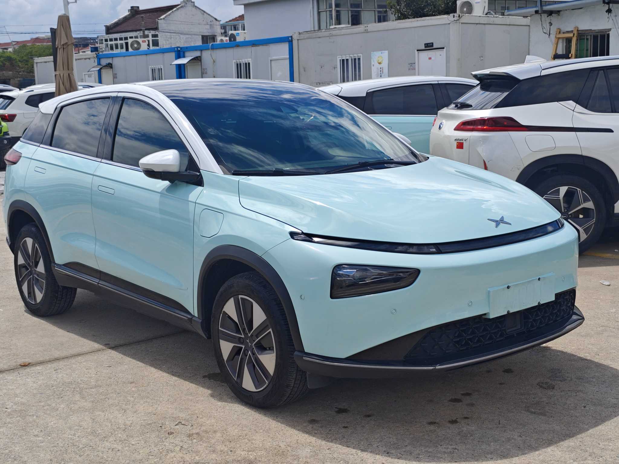 Xpeng 2023 car image #2