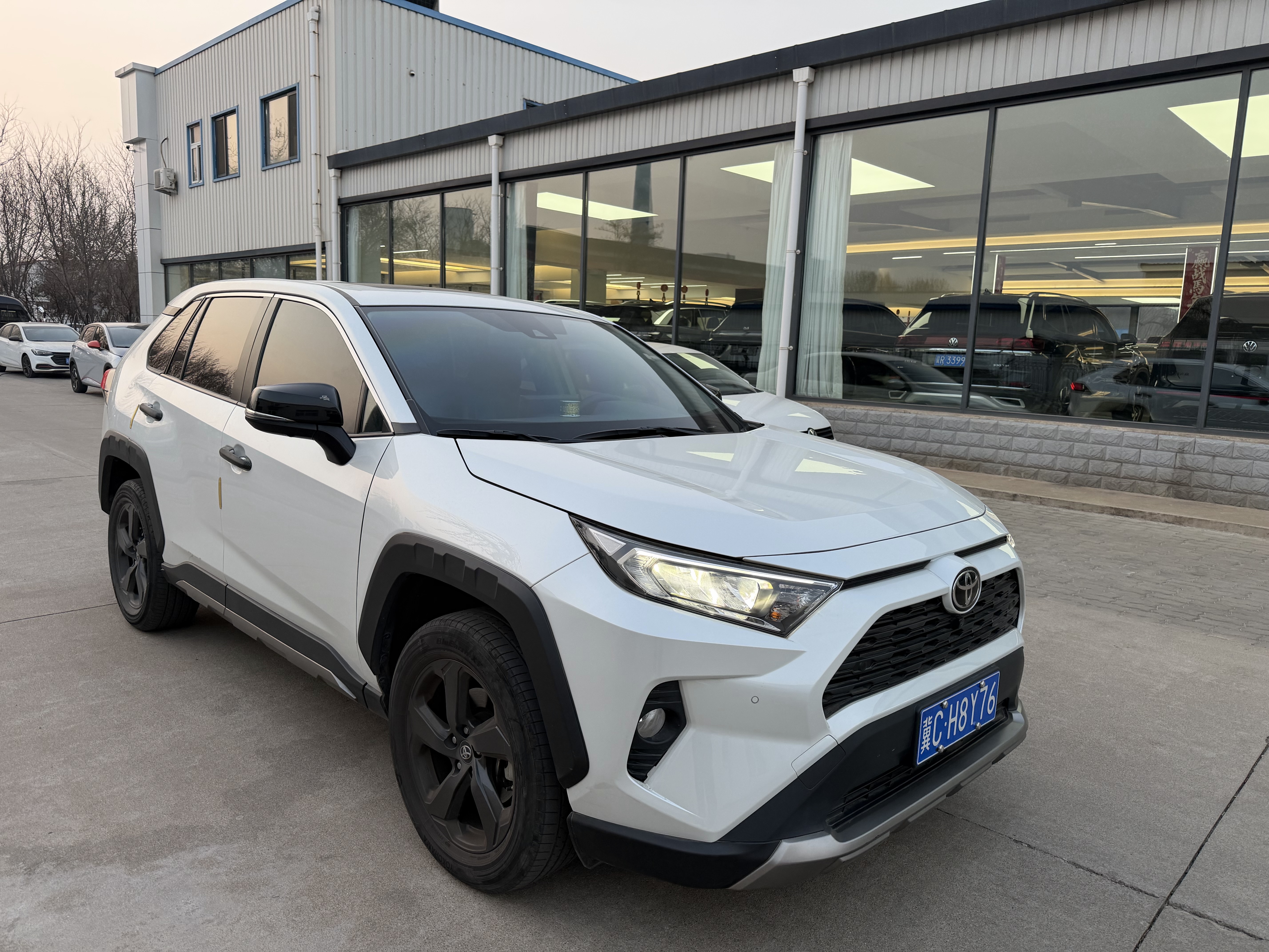 Toyota RAV4 2022 #2 Toyota RAV4 2022 car image #2