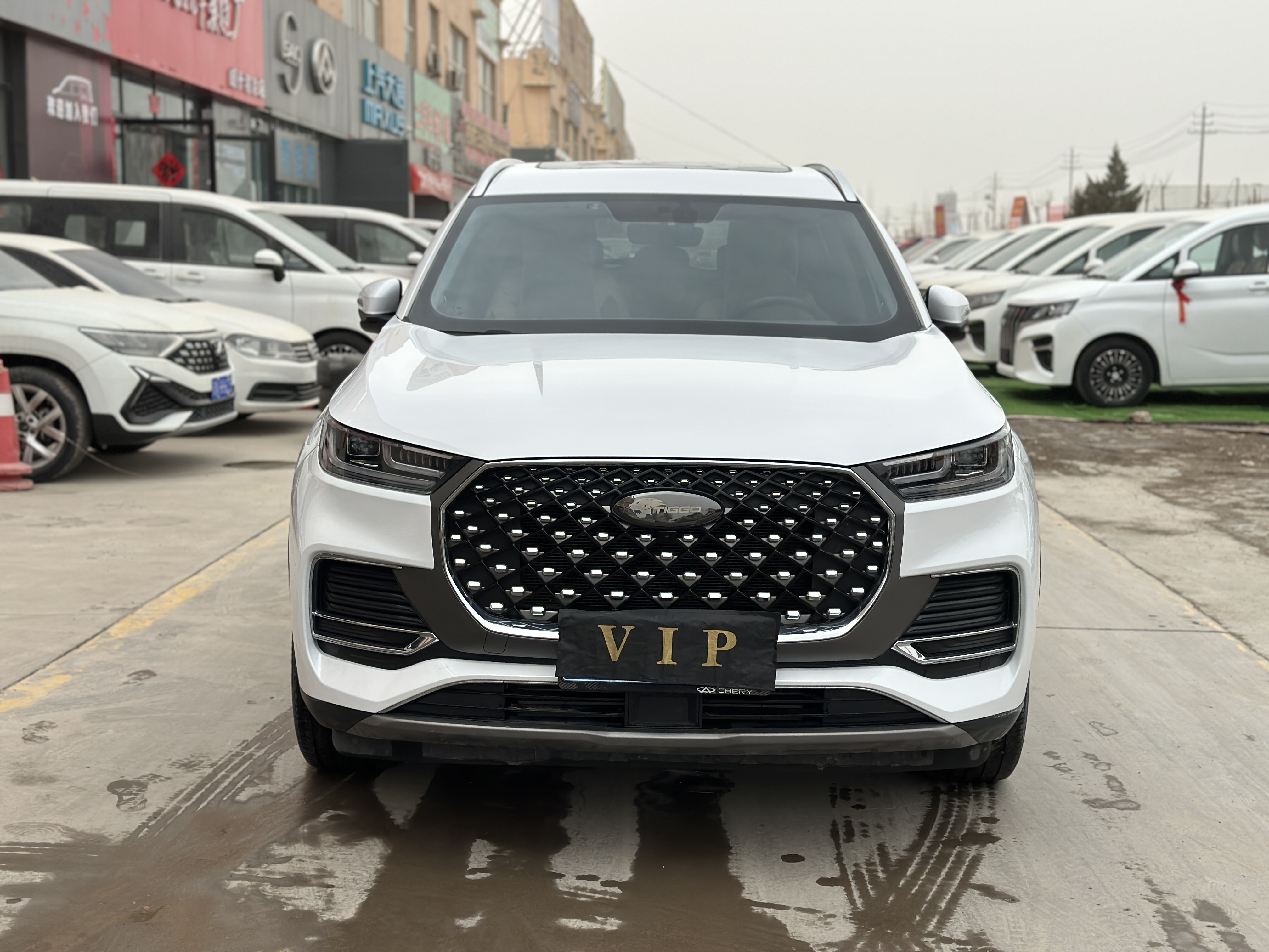 Chery Tiggo 8 Plus 2023 صورة سيارة #2