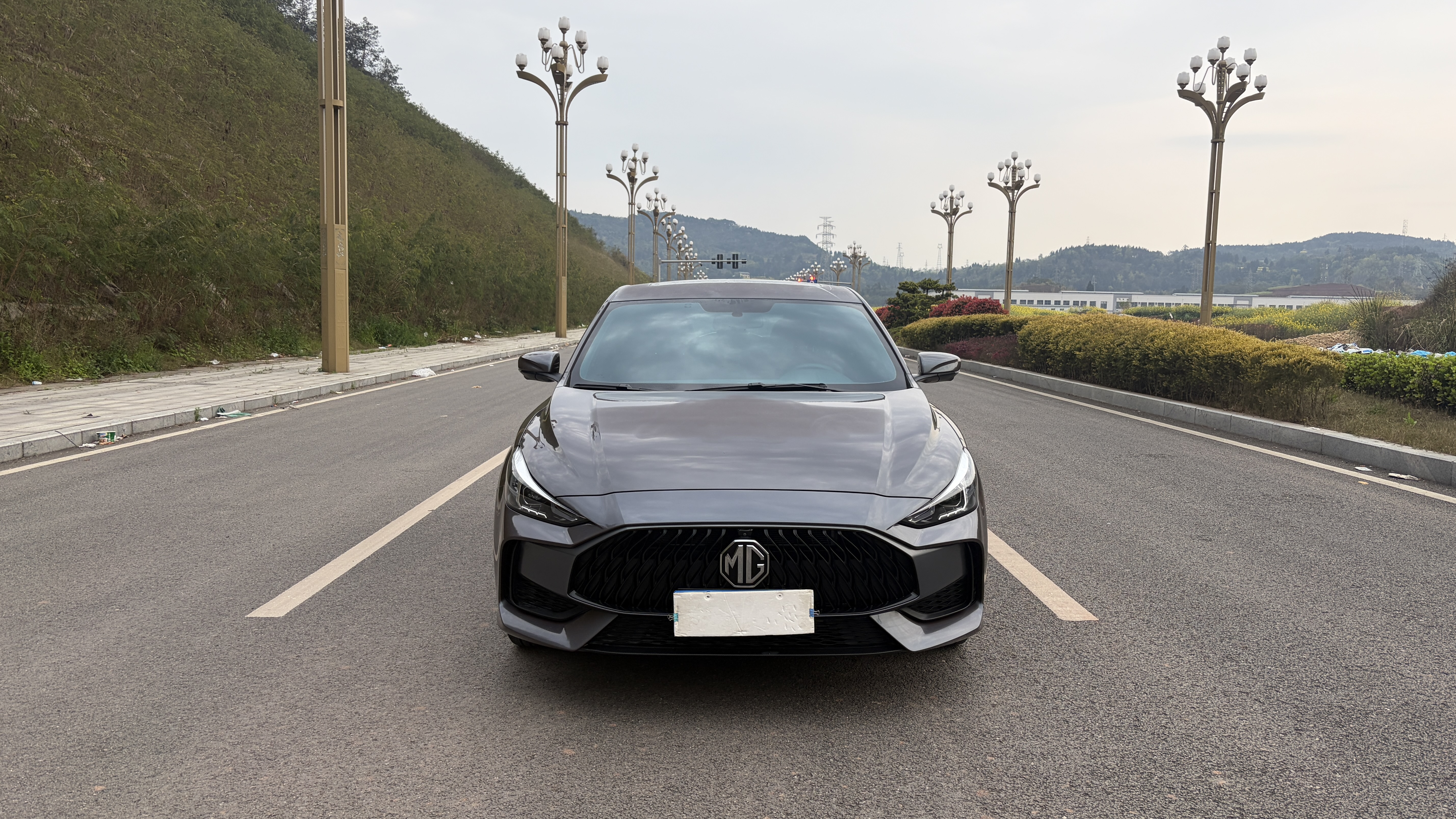 5 2023 #2 5 2023 car image #2