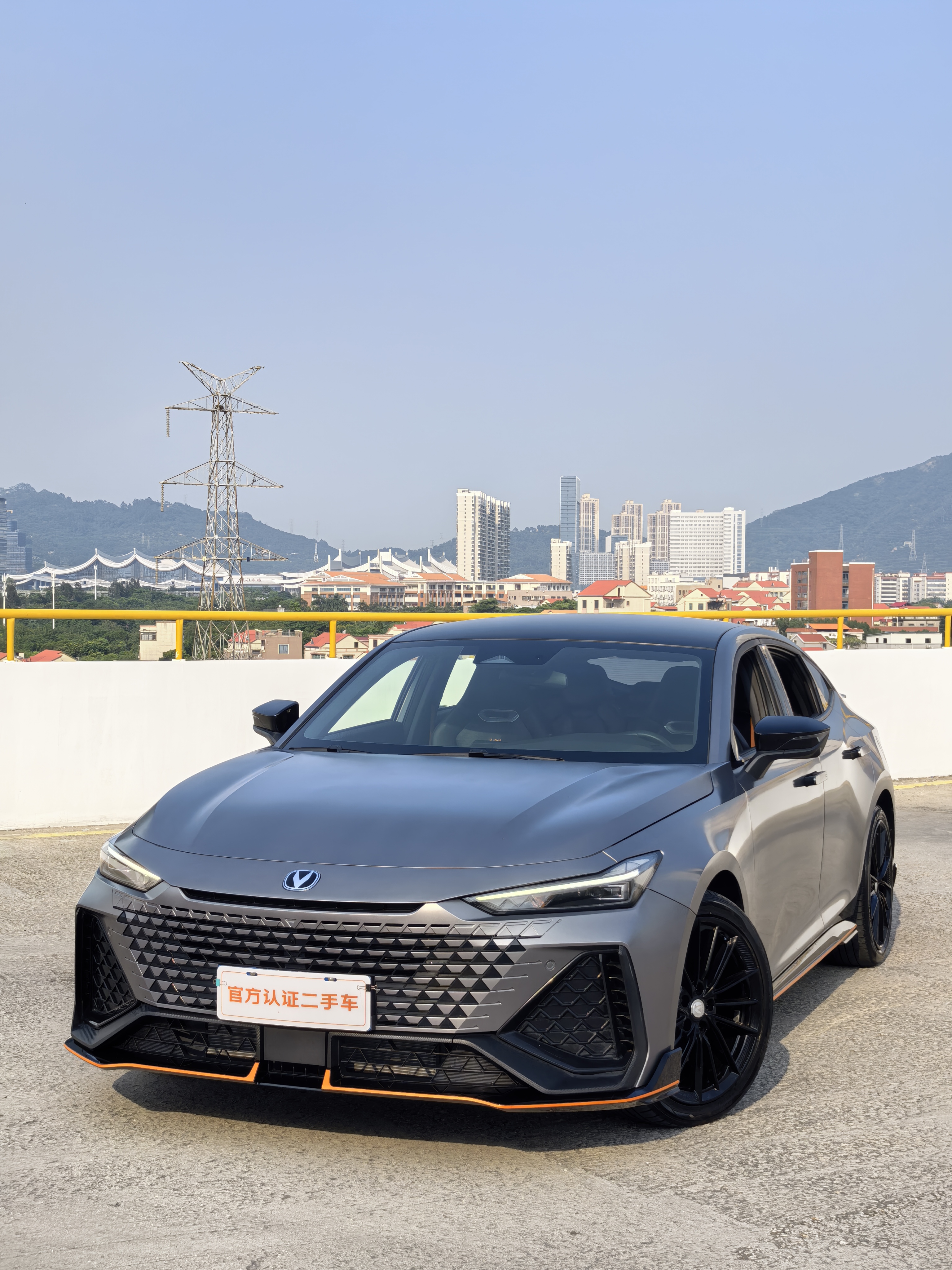 Changan UNI-V 2022 car image #2