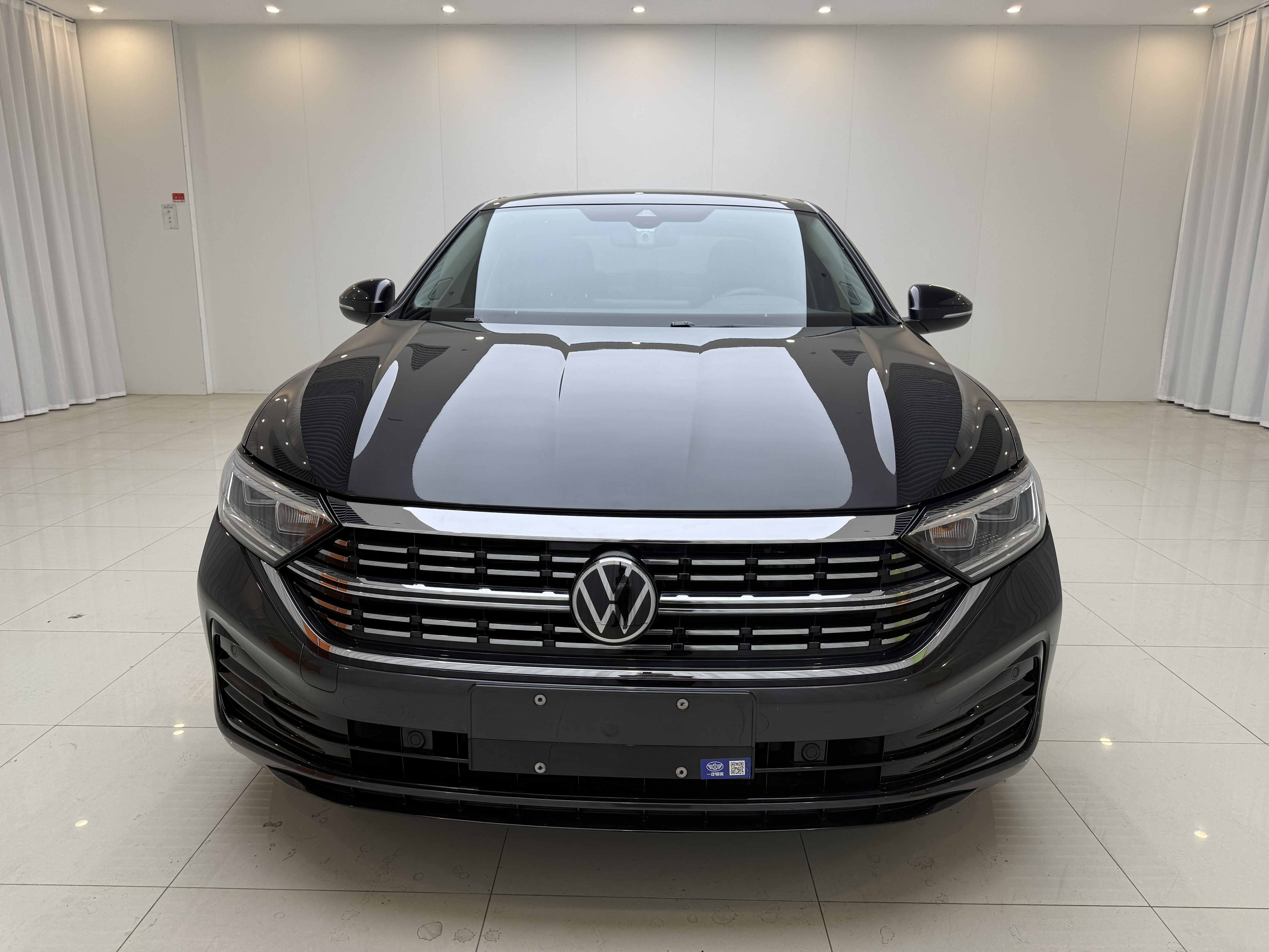 Volkswagen Sagitar 2022 car image #2