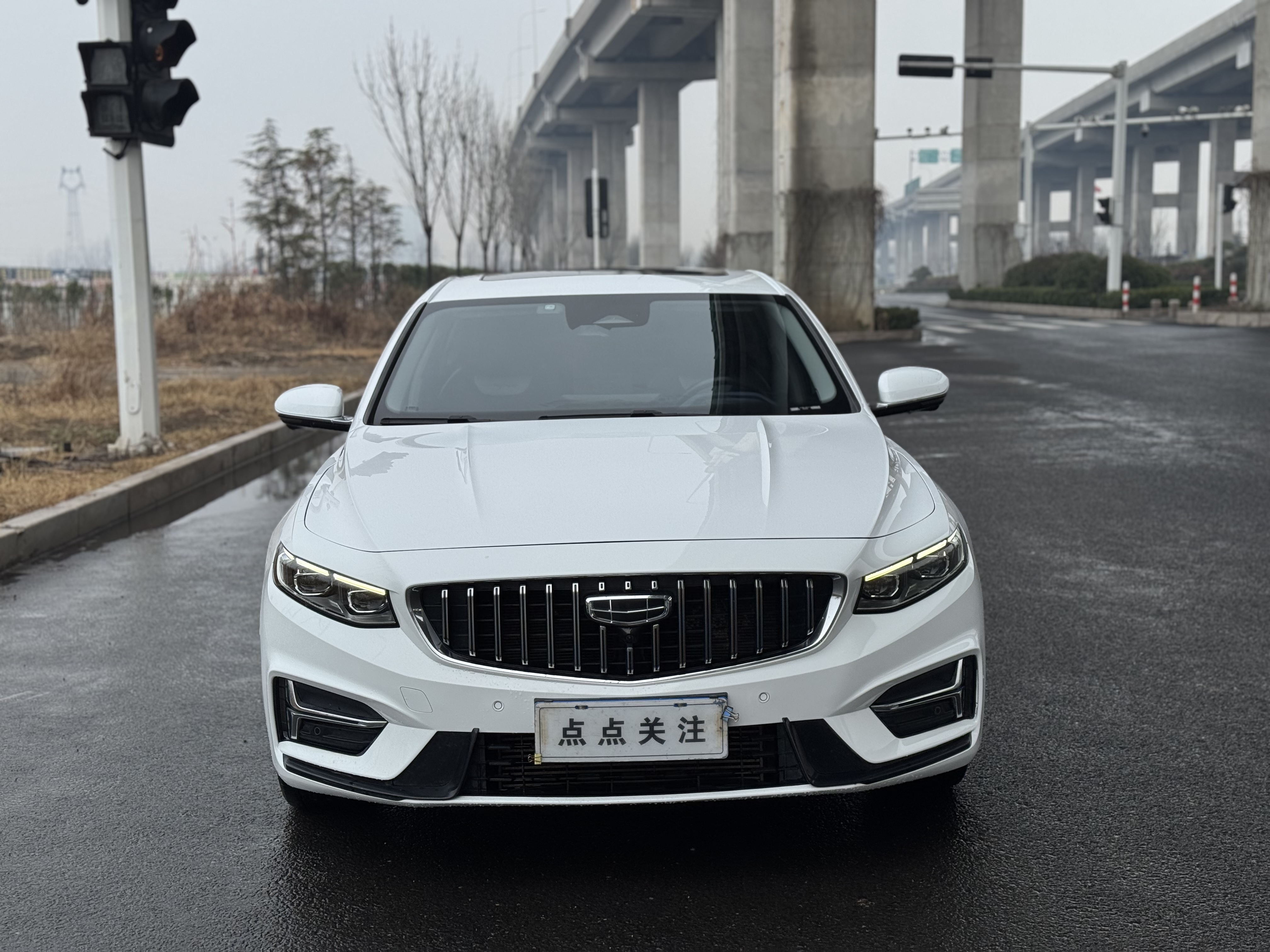 Preface 2022 car image #2