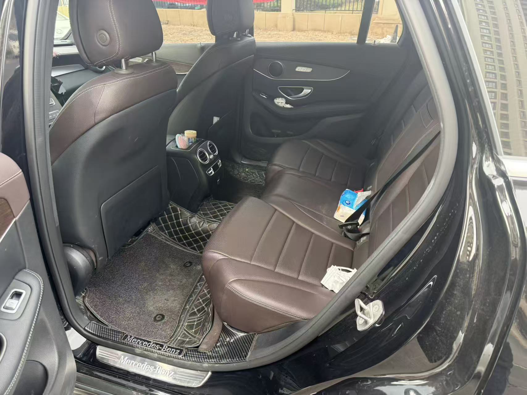 Mercedes-Benz GLC Class 2022 car image #2