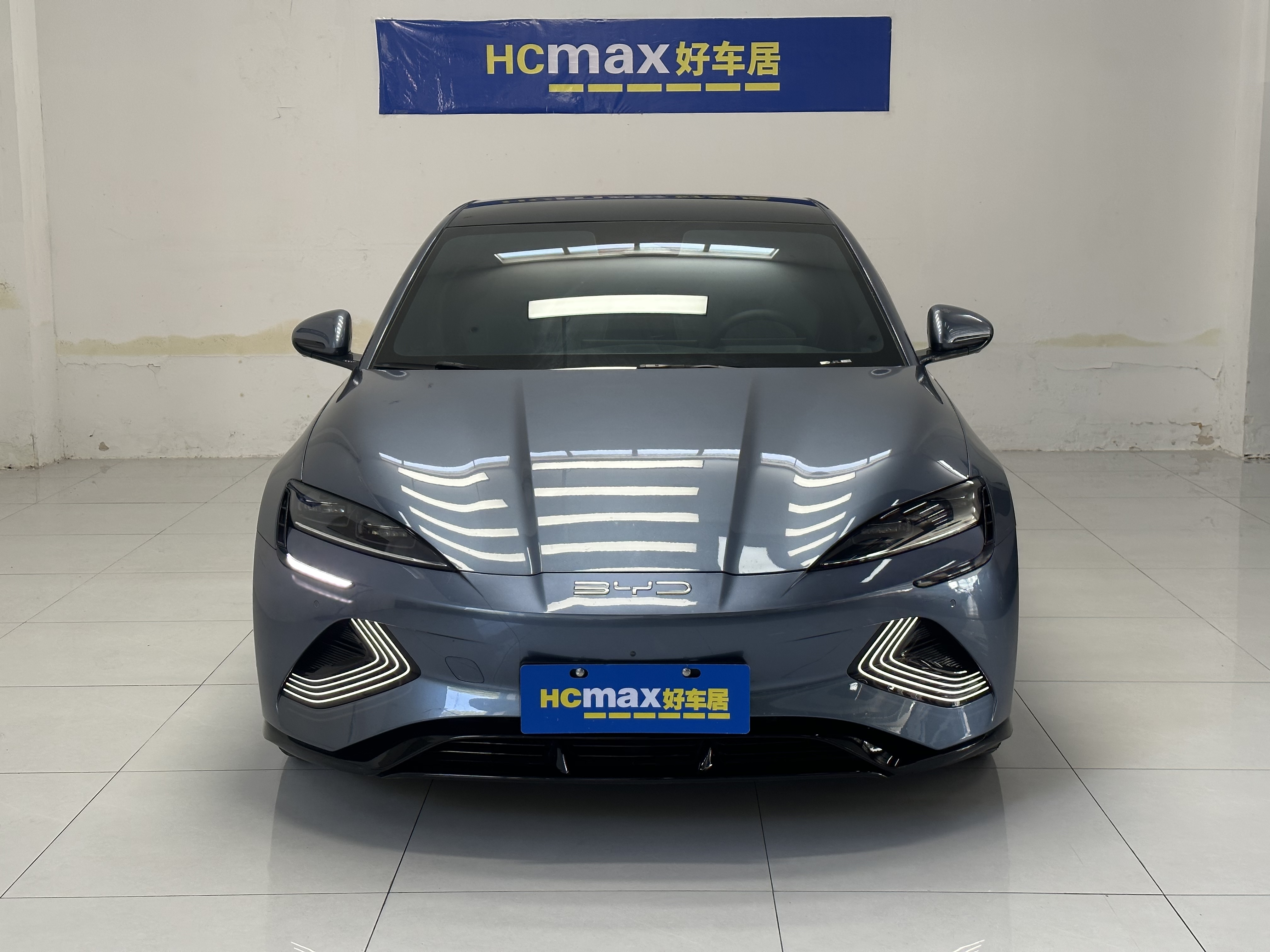 BYD Seal 2022 car image #2