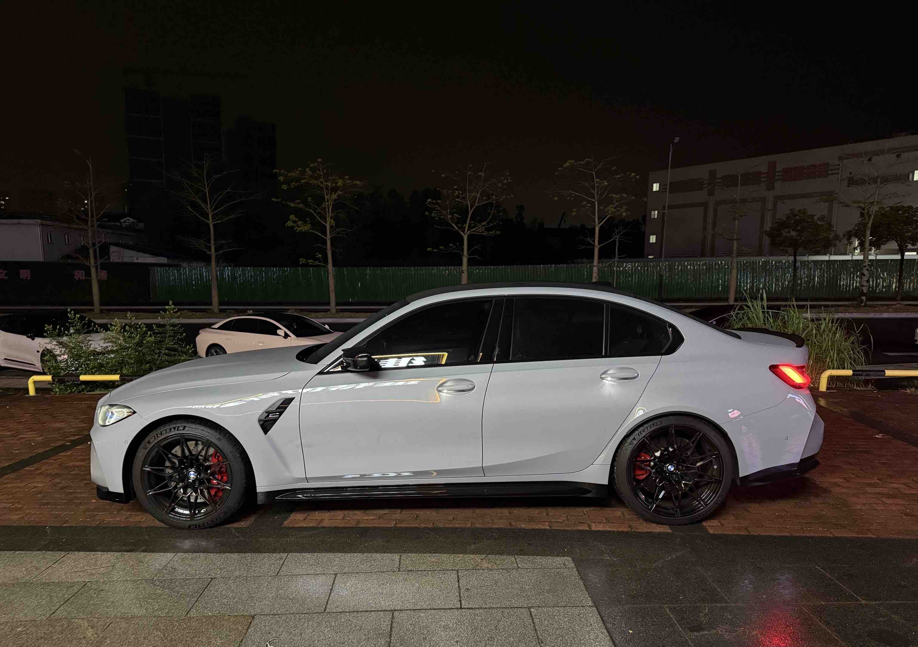 BMW M3 2024 image de voiture #2