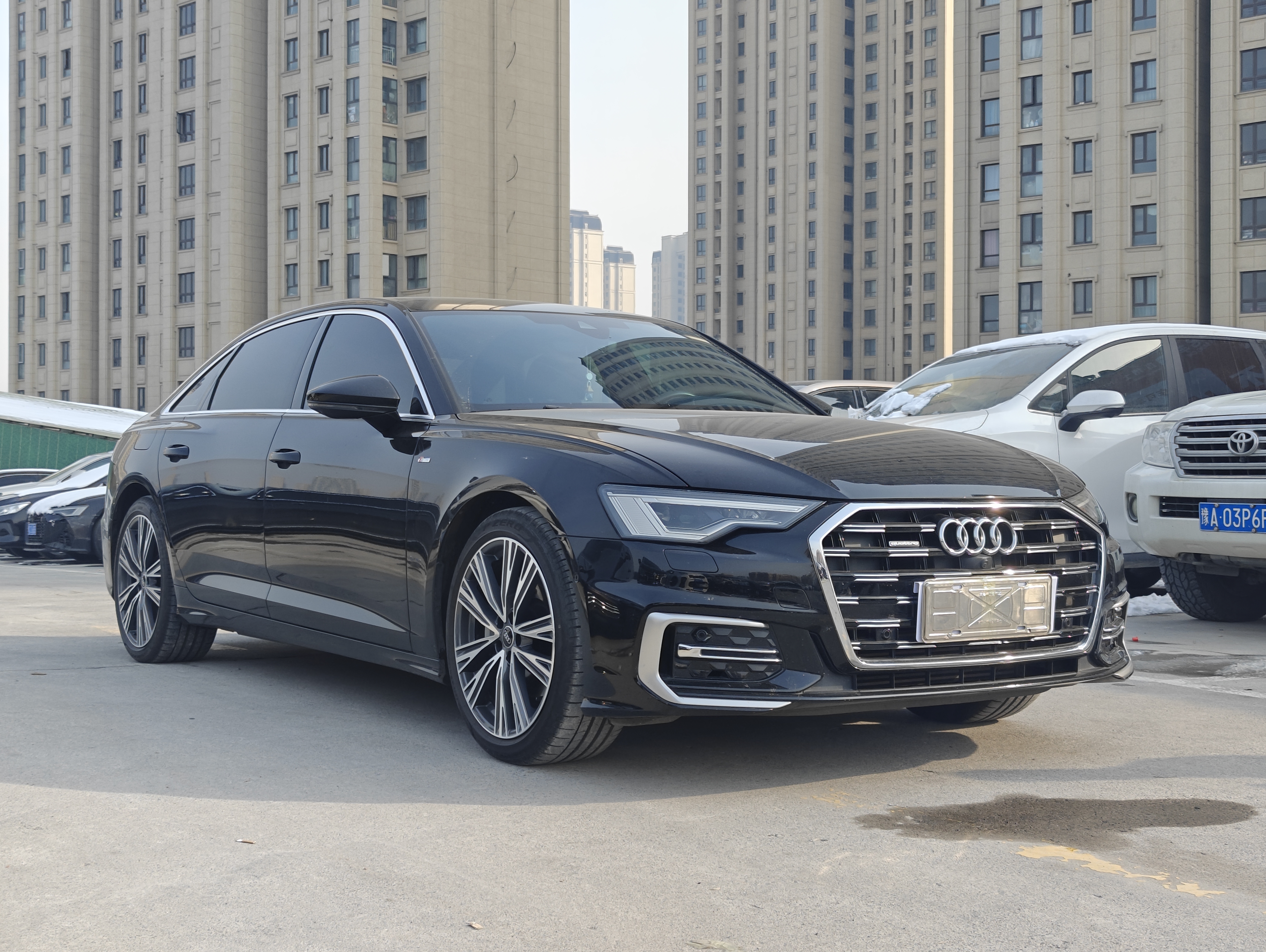 Audi A6L 2023 car image #2