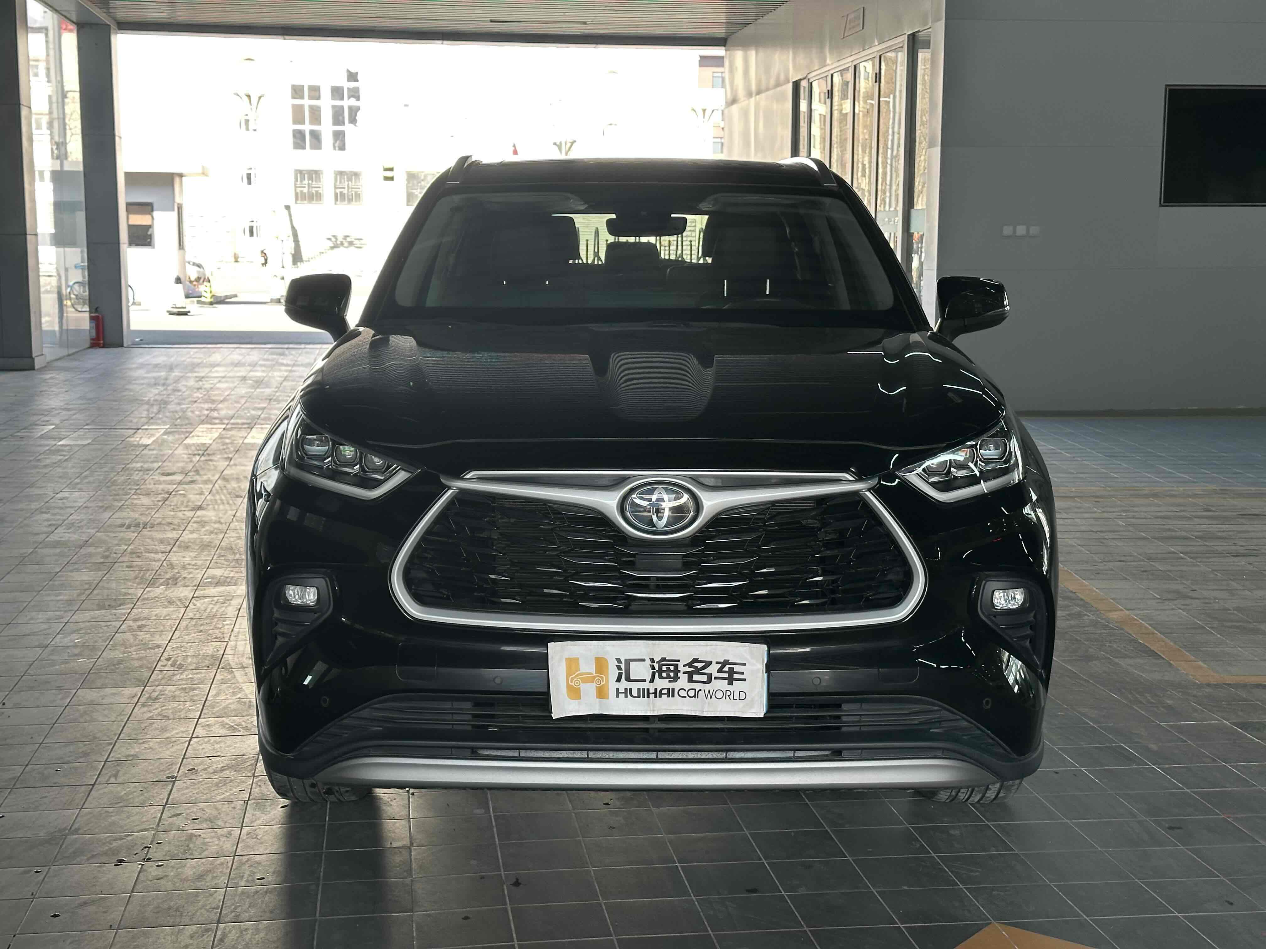 Toyota 2022 car image #2