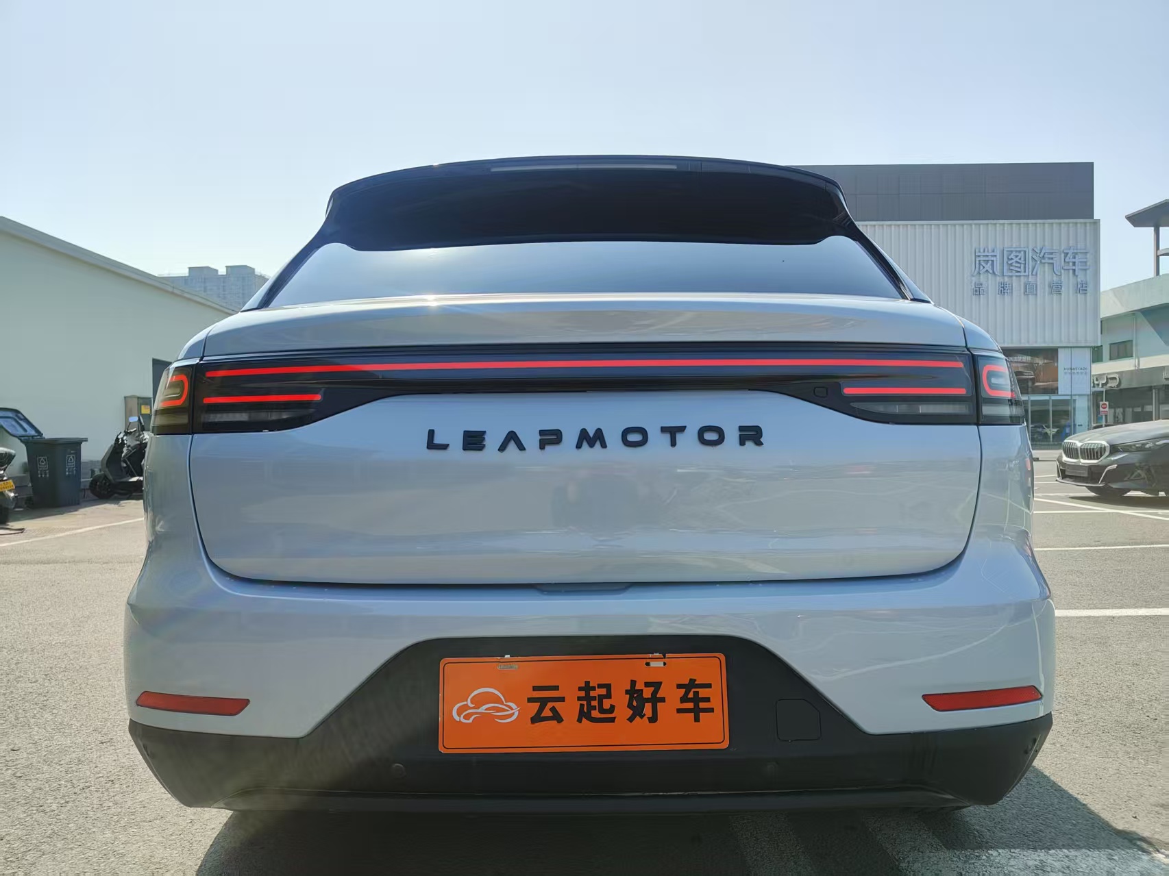 零跑汽车 零跑C11 2022 汽车图片 #2