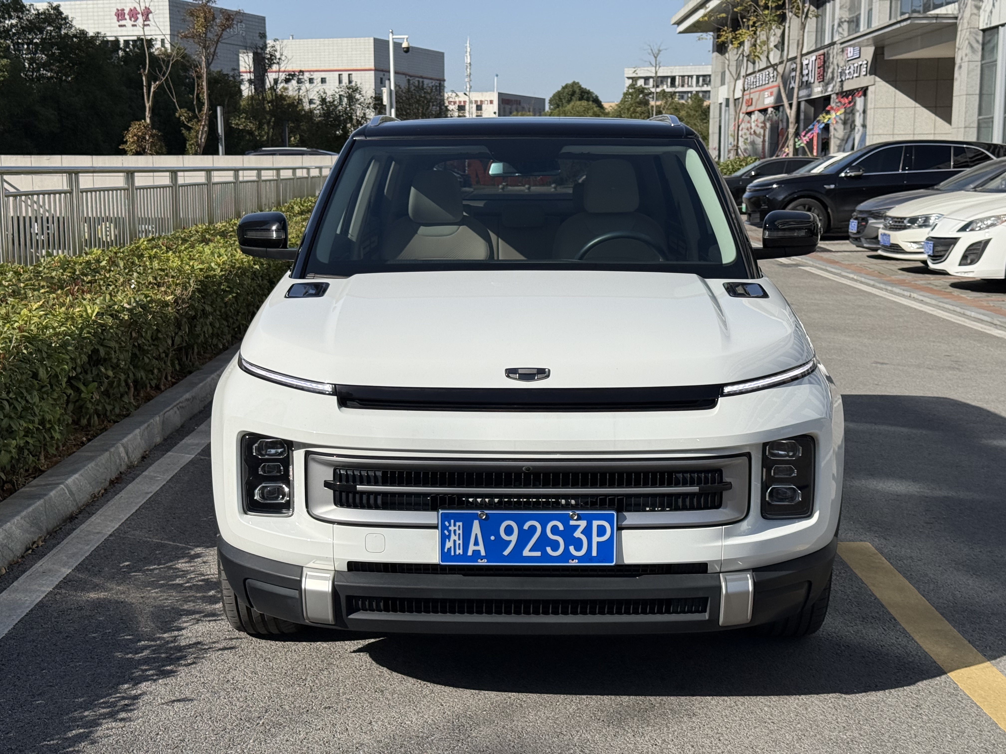 GEELY ICON 2023 #2 GEELY ICON 2023 صورة سيارة #2