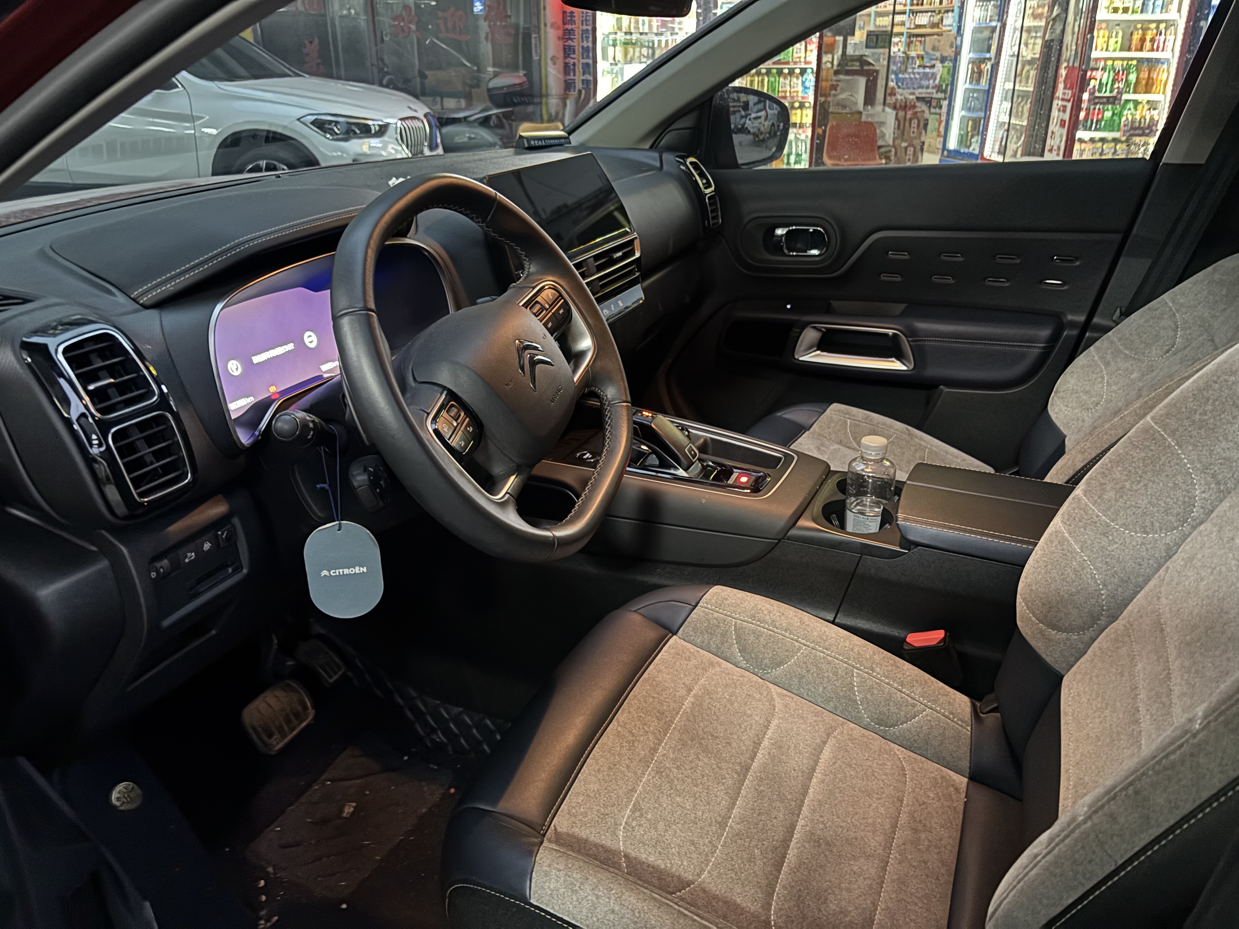 Citroen C5 AIRCROSS 2022 car image #2