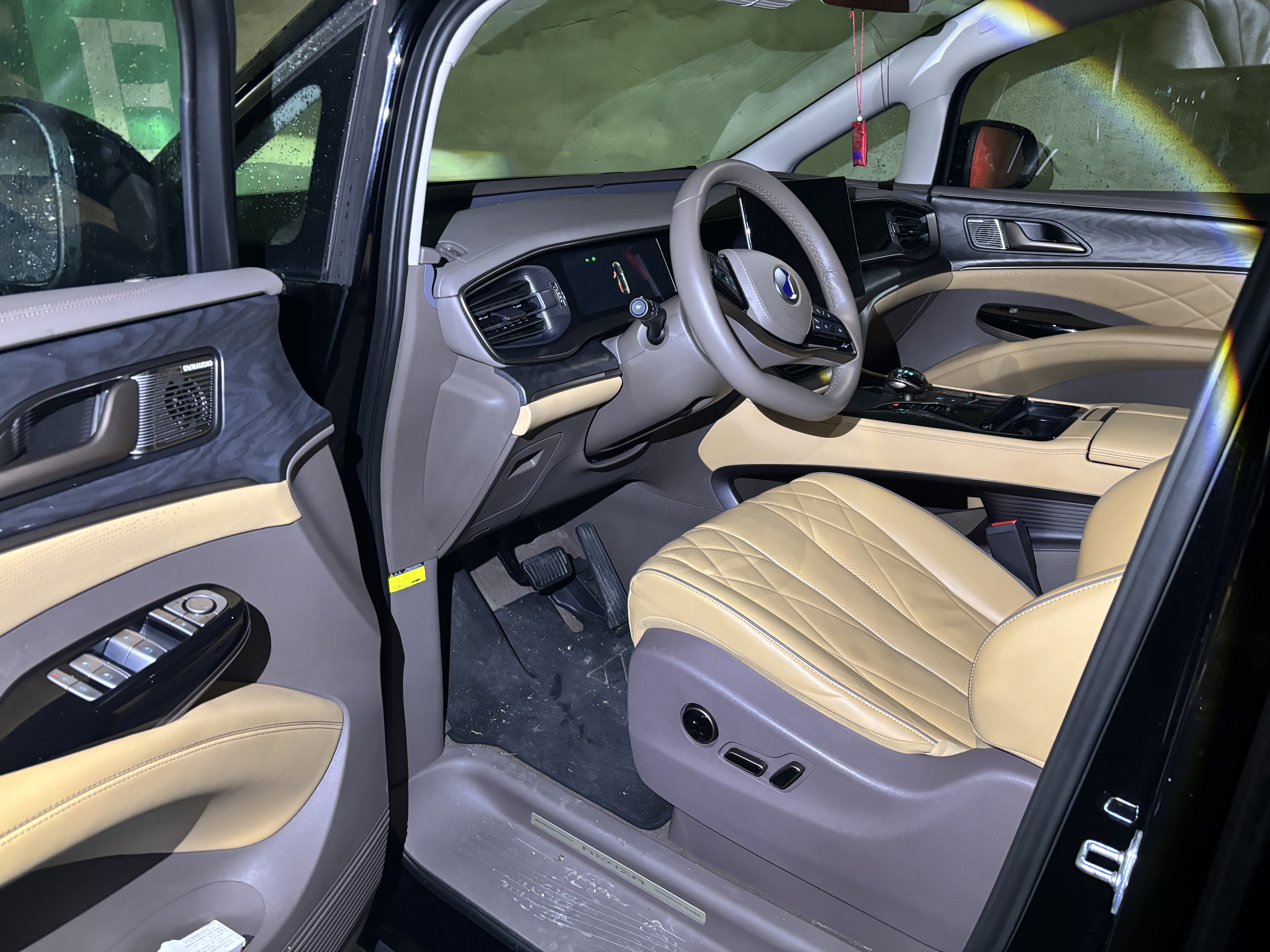 Denza D9 2023 #2 Denza D9 2023 immagine di auto #2