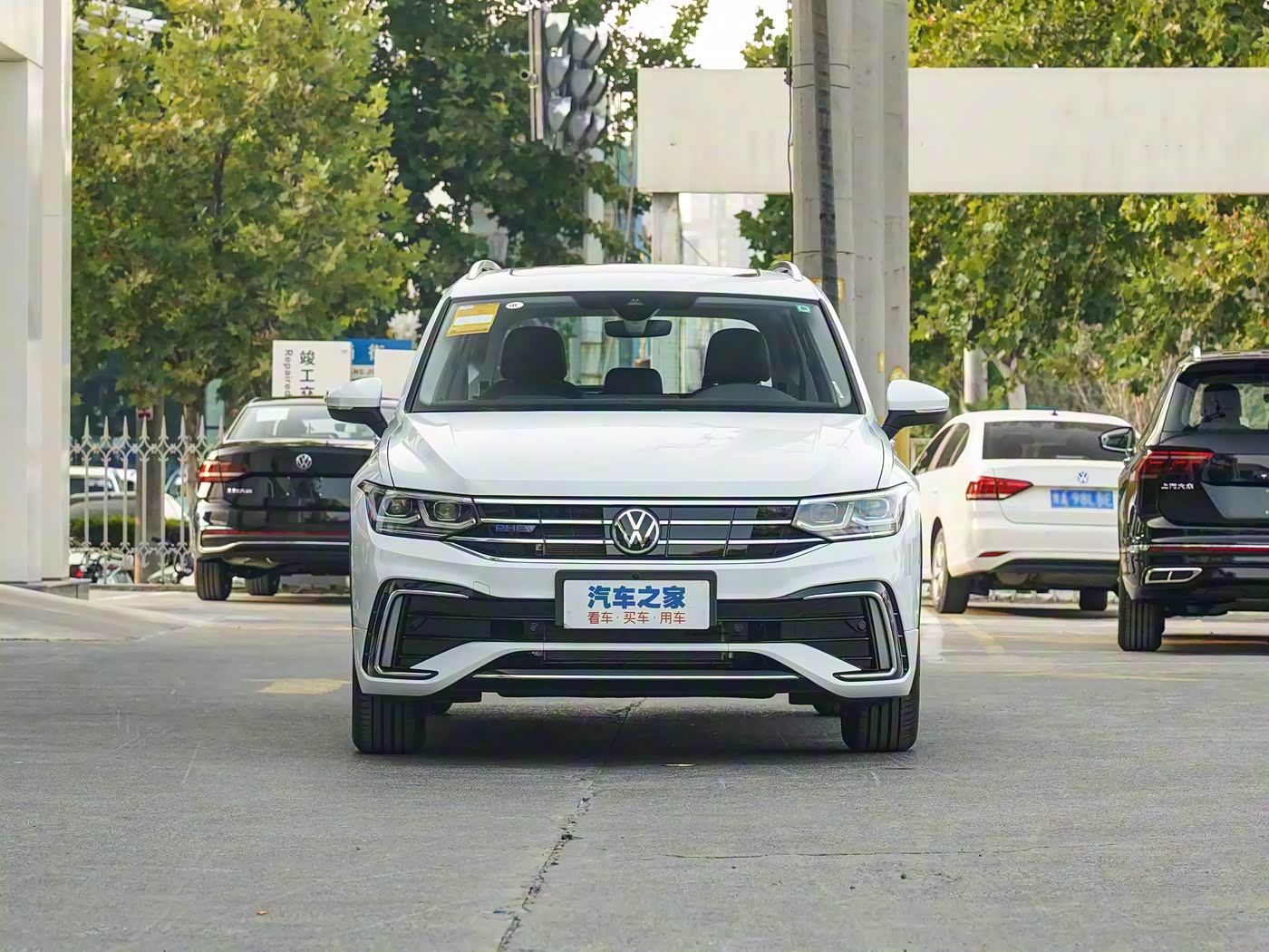 Volkswagen Tiguan L New Energy 2025 #2 Volkswagen Tiguan L New Energy 2025 car image #2