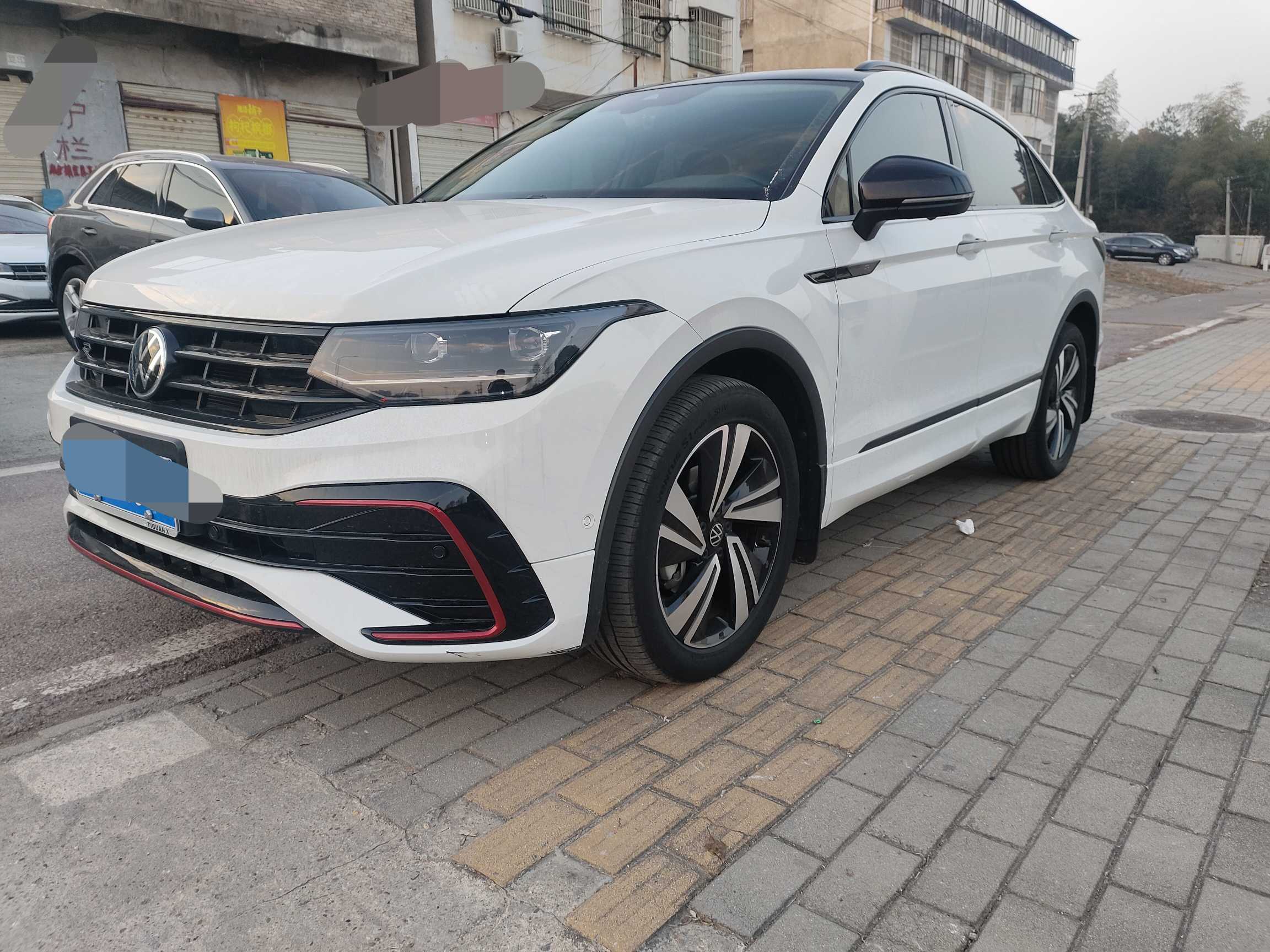 Volkswagen Tiguan X 2023 صورة سيارة #2