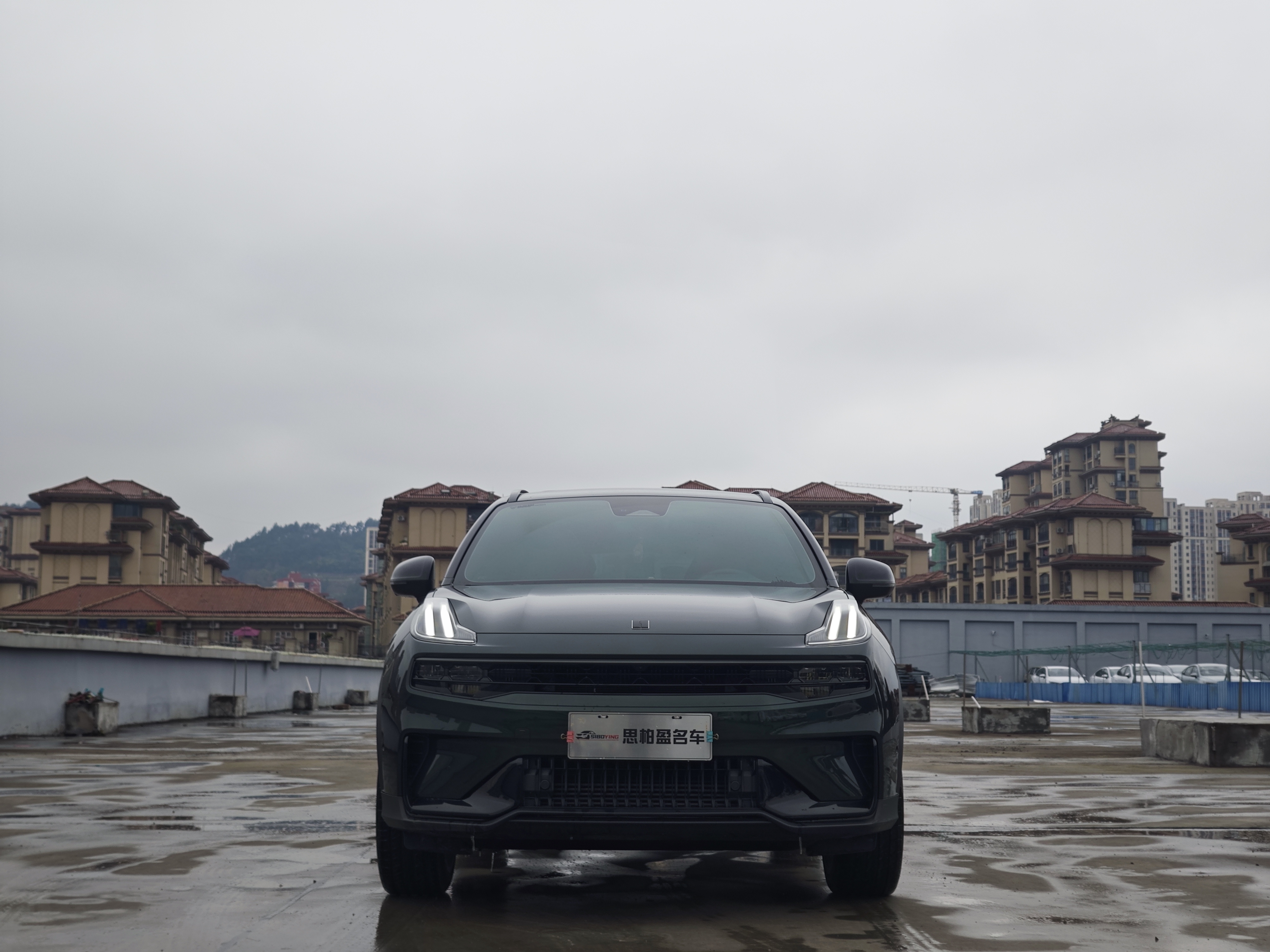 Lynk & Co 06 2023 #2 Lynk & Co 06 2023 car image #2