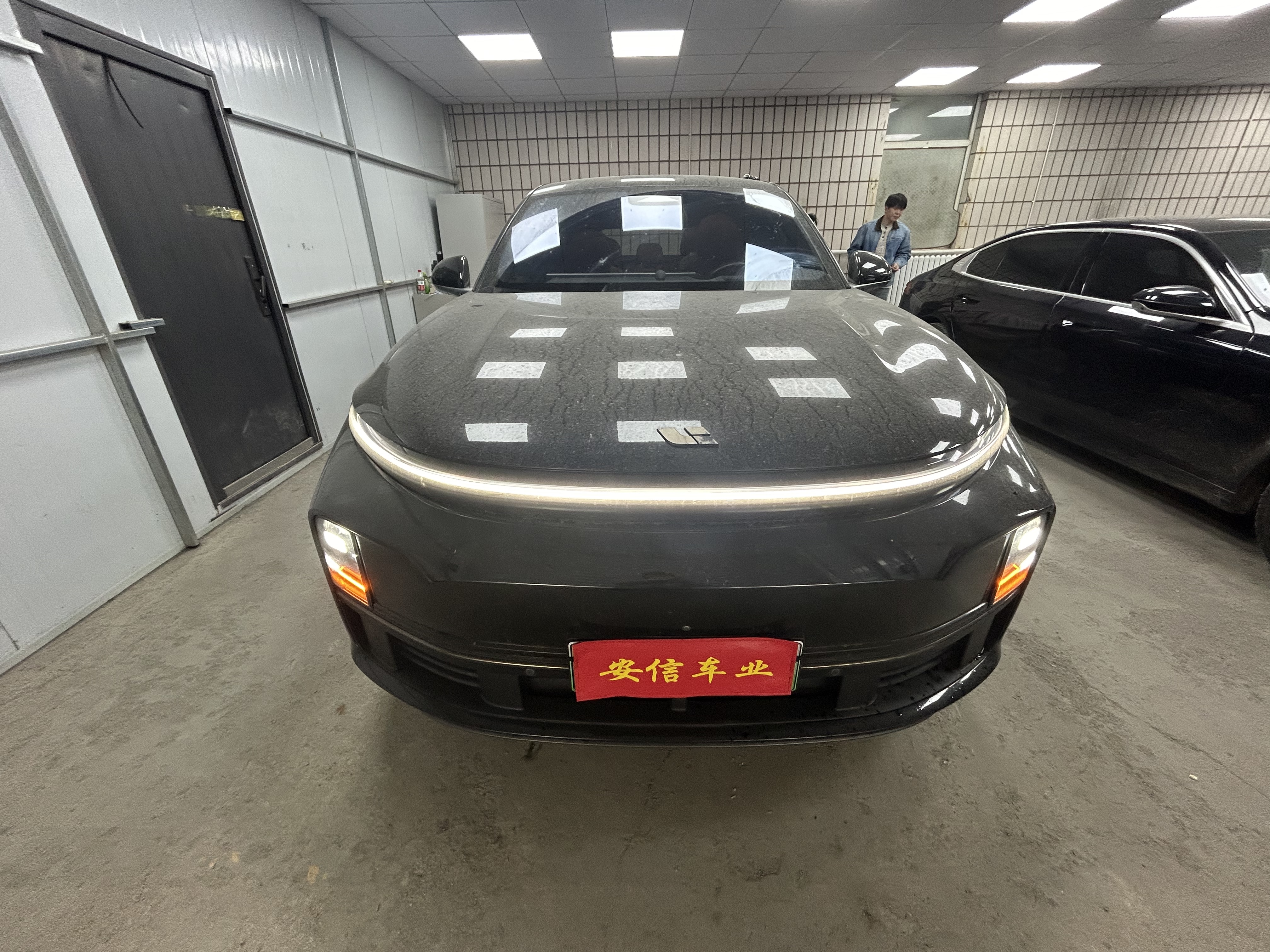 Li L7 2023 car image #2