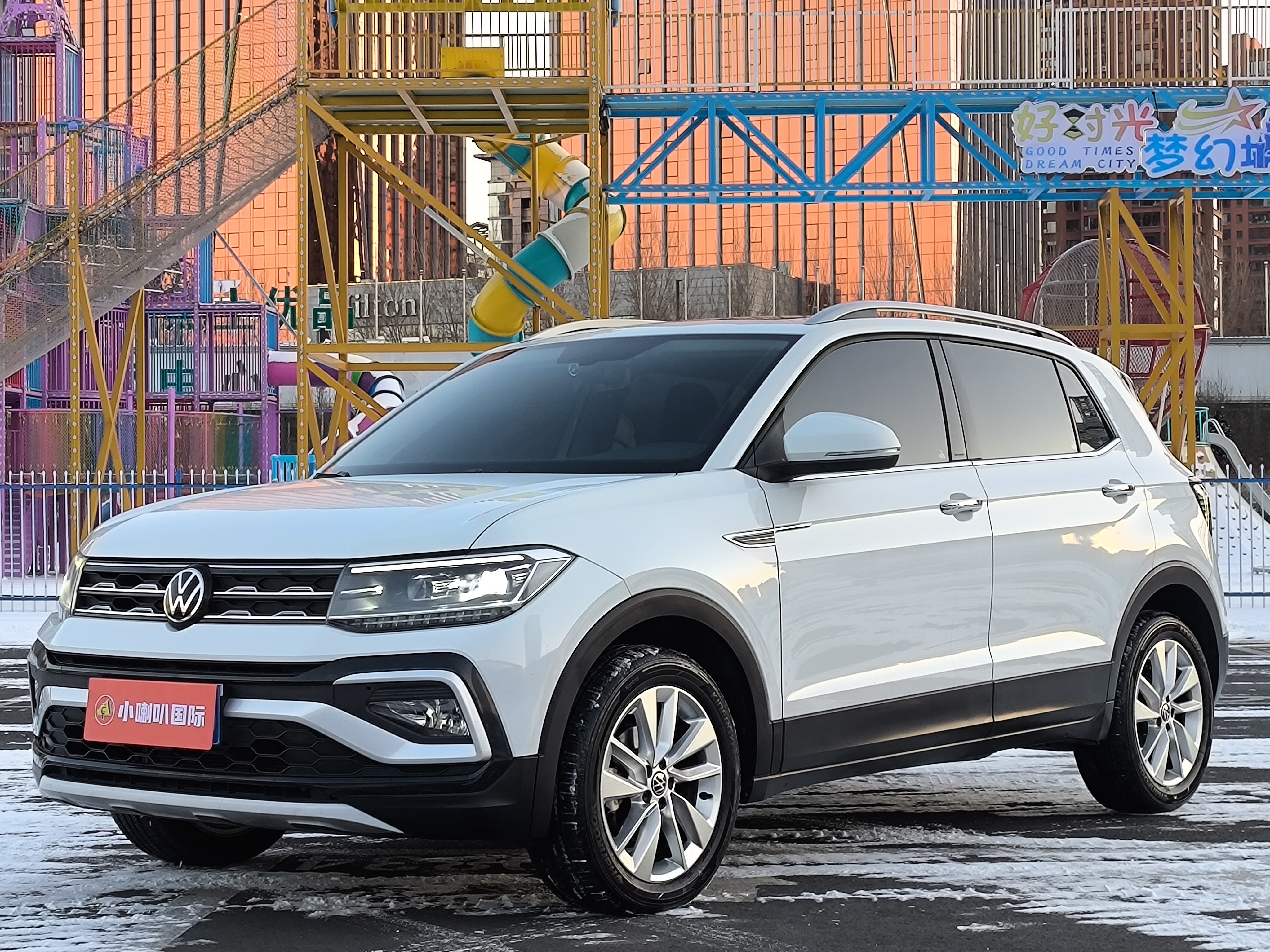 Volkswagen T-Cross 2023 #2 Volkswagen T-Cross 2023 car image #2