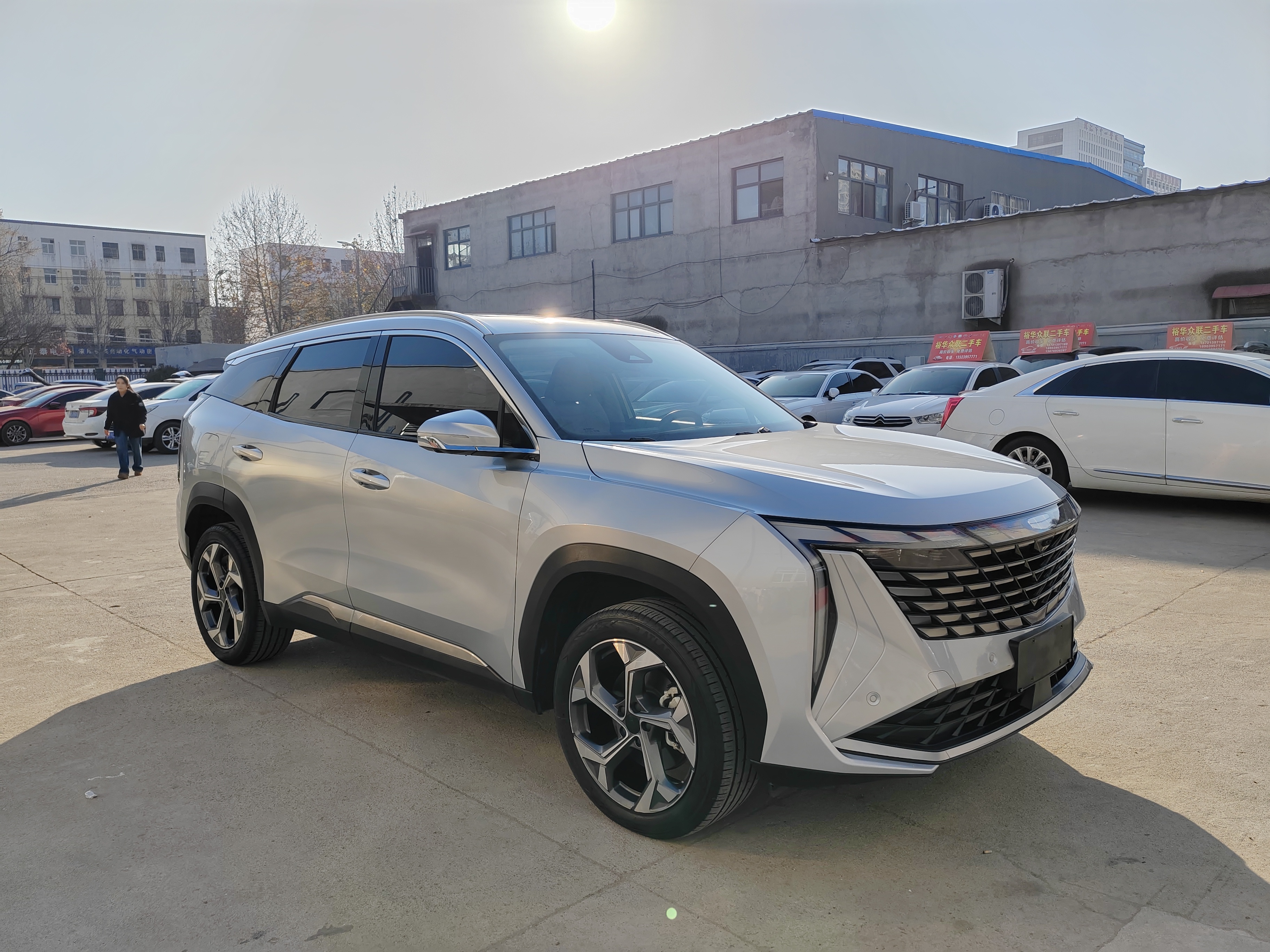 GEELY Boyue L 2023 car image #2