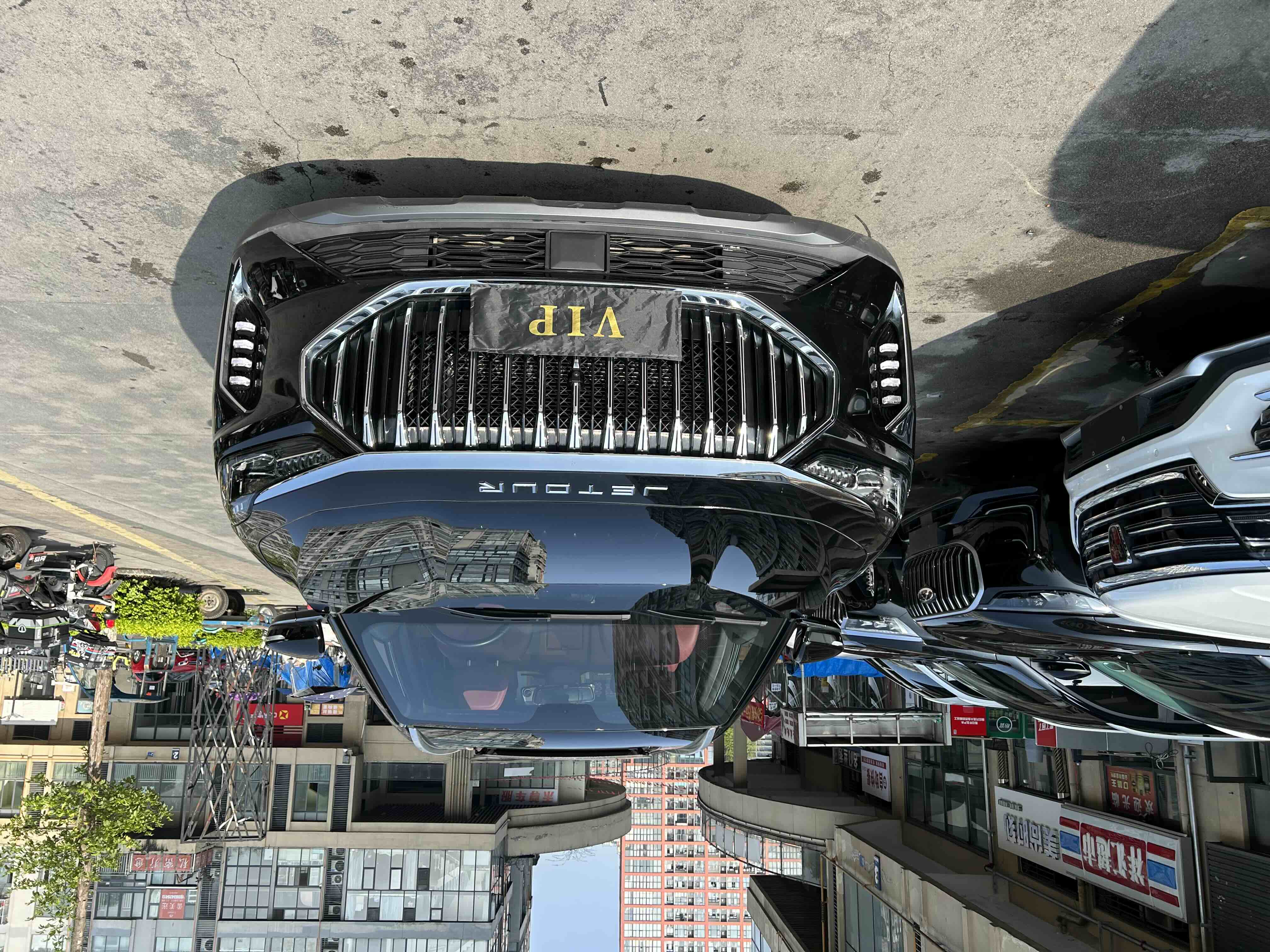 X70 PLUS 2024 #2 X70 PLUS 2024 car image #2