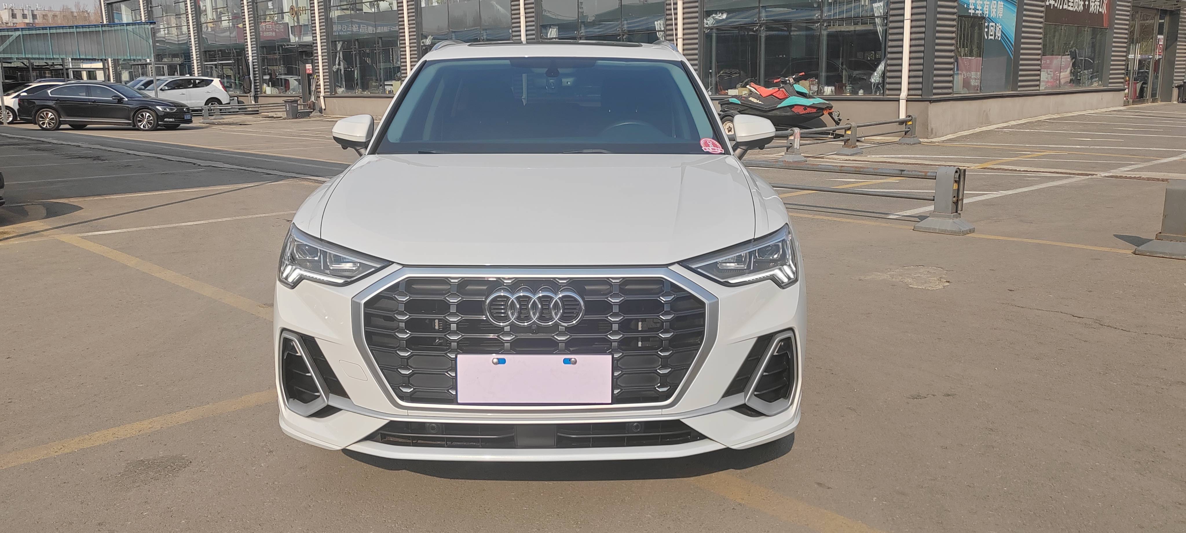 Audi Q3 2023 #2 Audi Q3 2023 car image #2