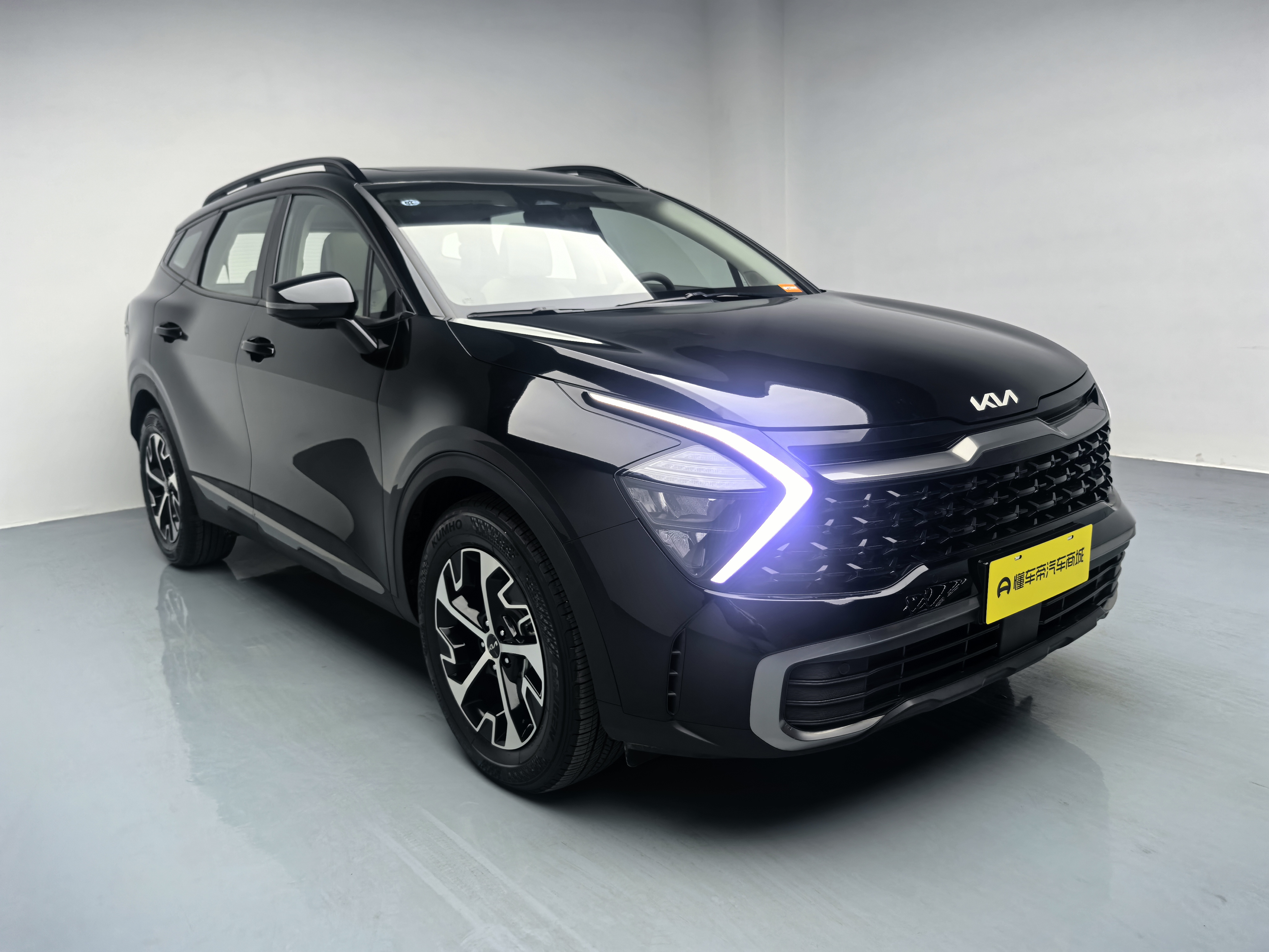 Kia Sportage 2025 car image #2