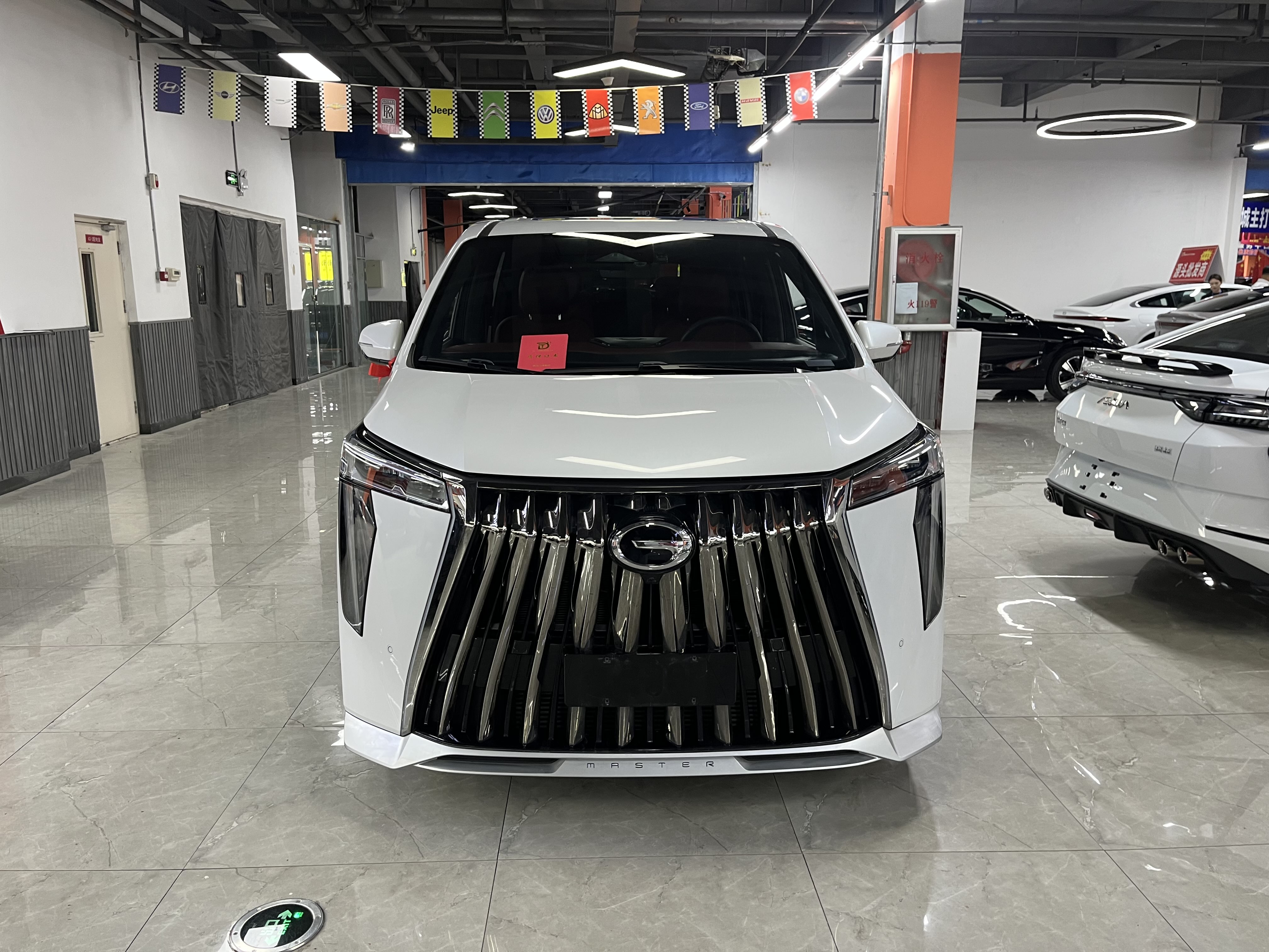 GAC Trumpchi M8 2024 imagem de carro #2