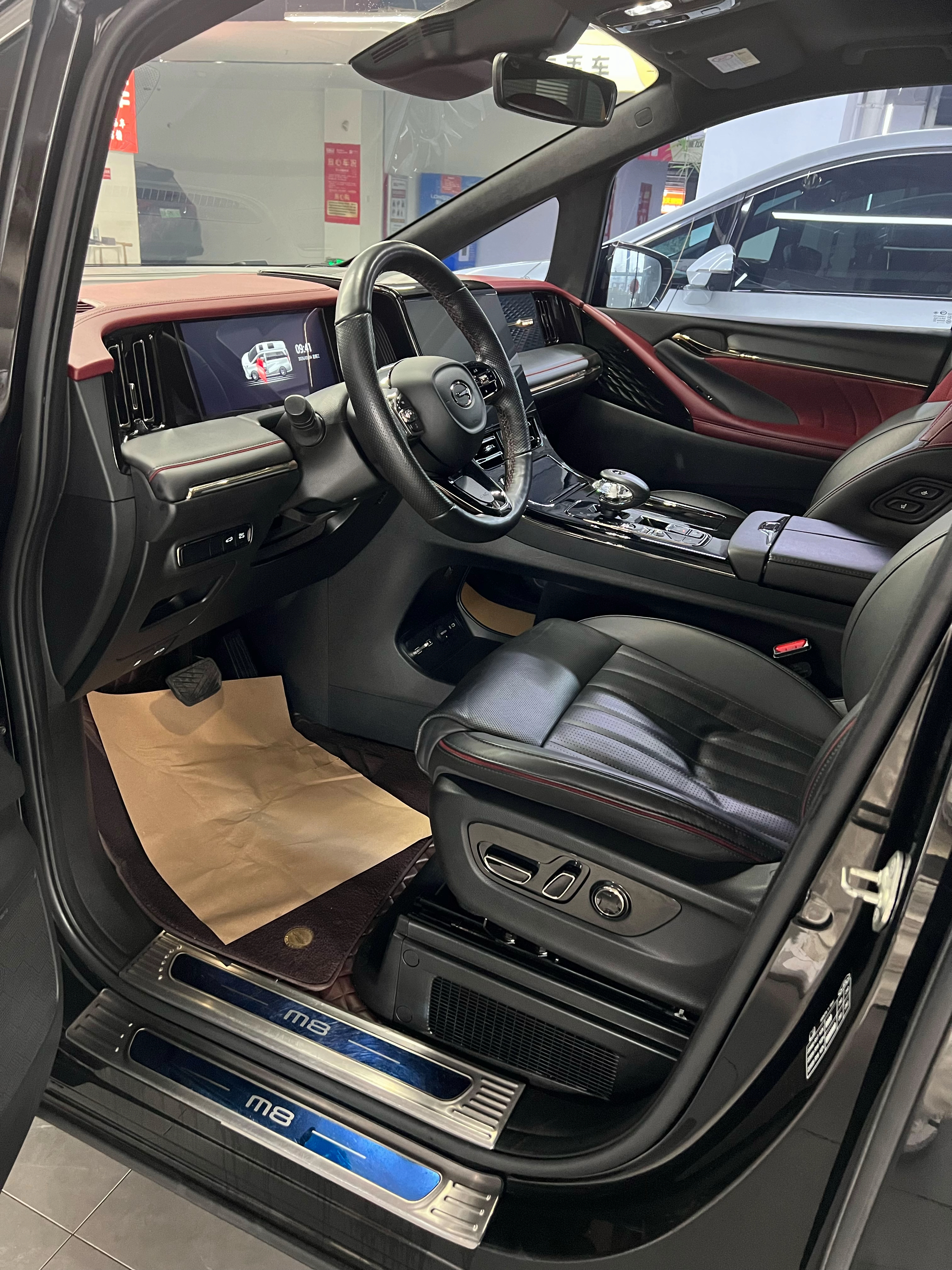 广汽传祺 传祺M8 2023 汽车图片 #2