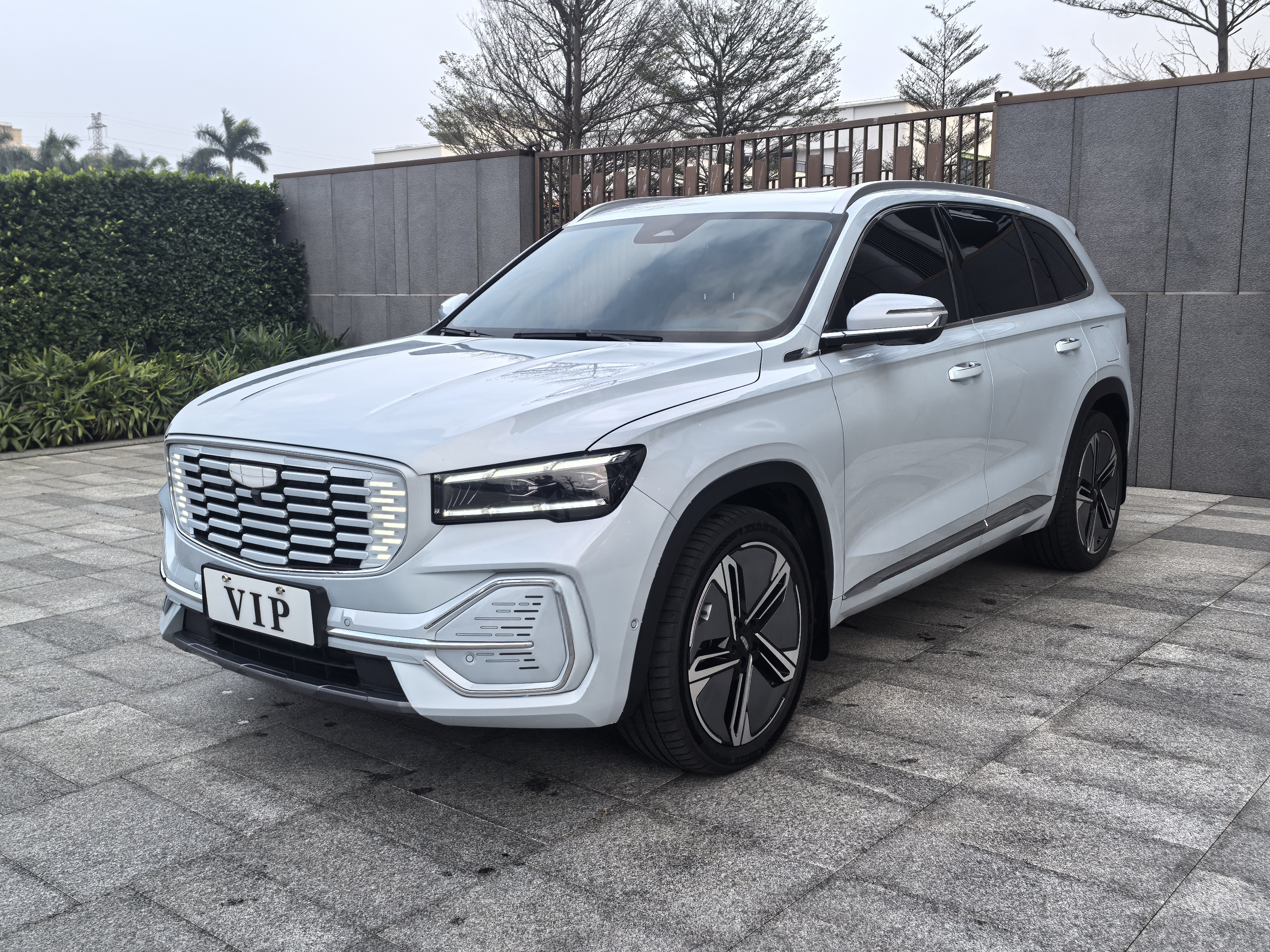 GEELY Monjaro EREV 2023 image de voiture #2