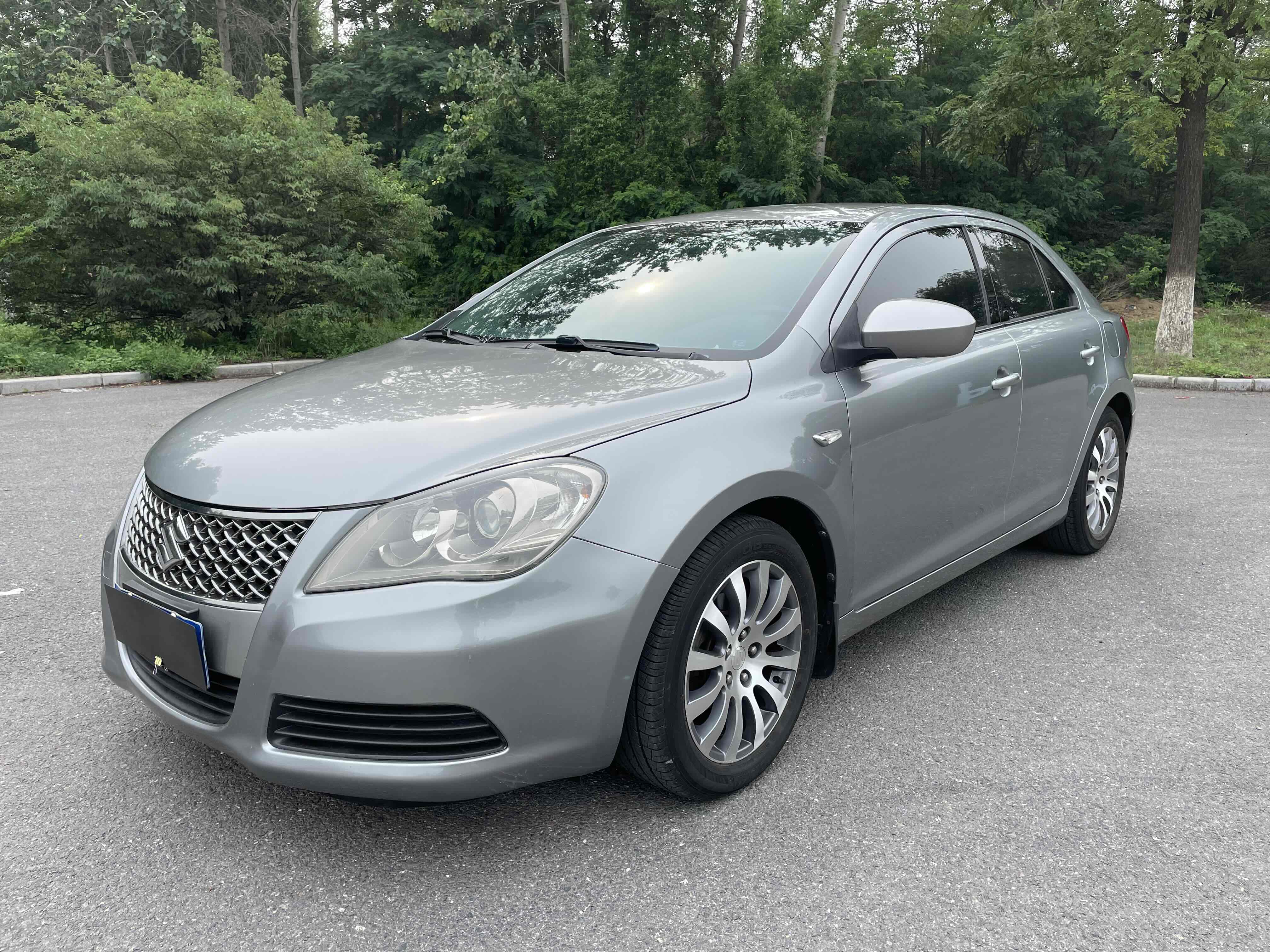Suzuki Kizashi 2013 immagine di auto #2