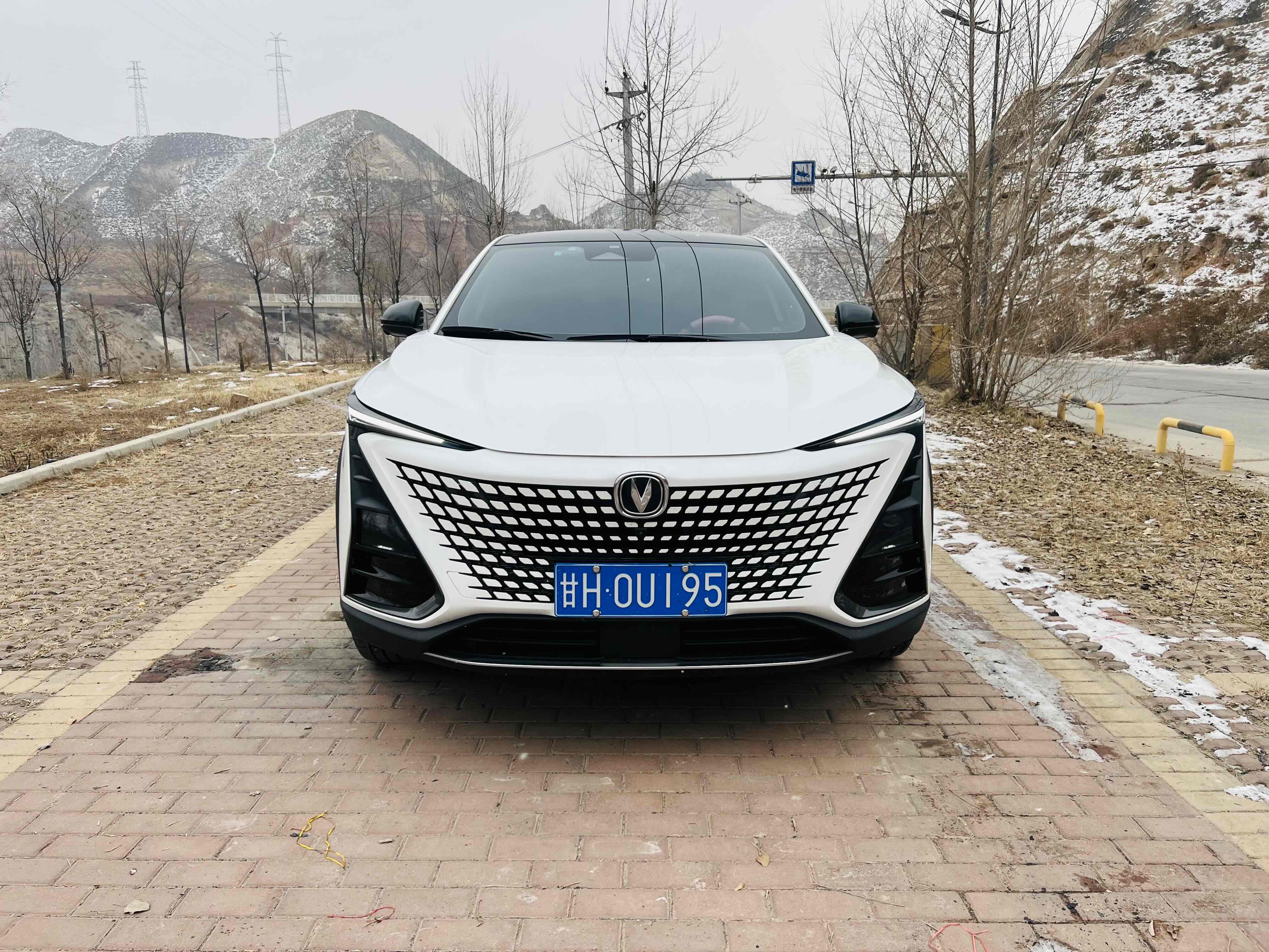 Changan UNI-T 2022 car image #2