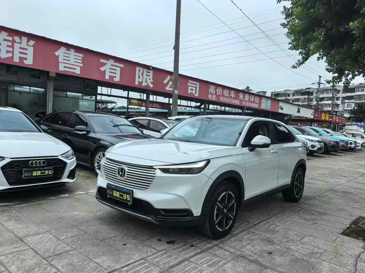 Honda VEZEL 2023 #2 Honda VEZEL 2023 car image #2