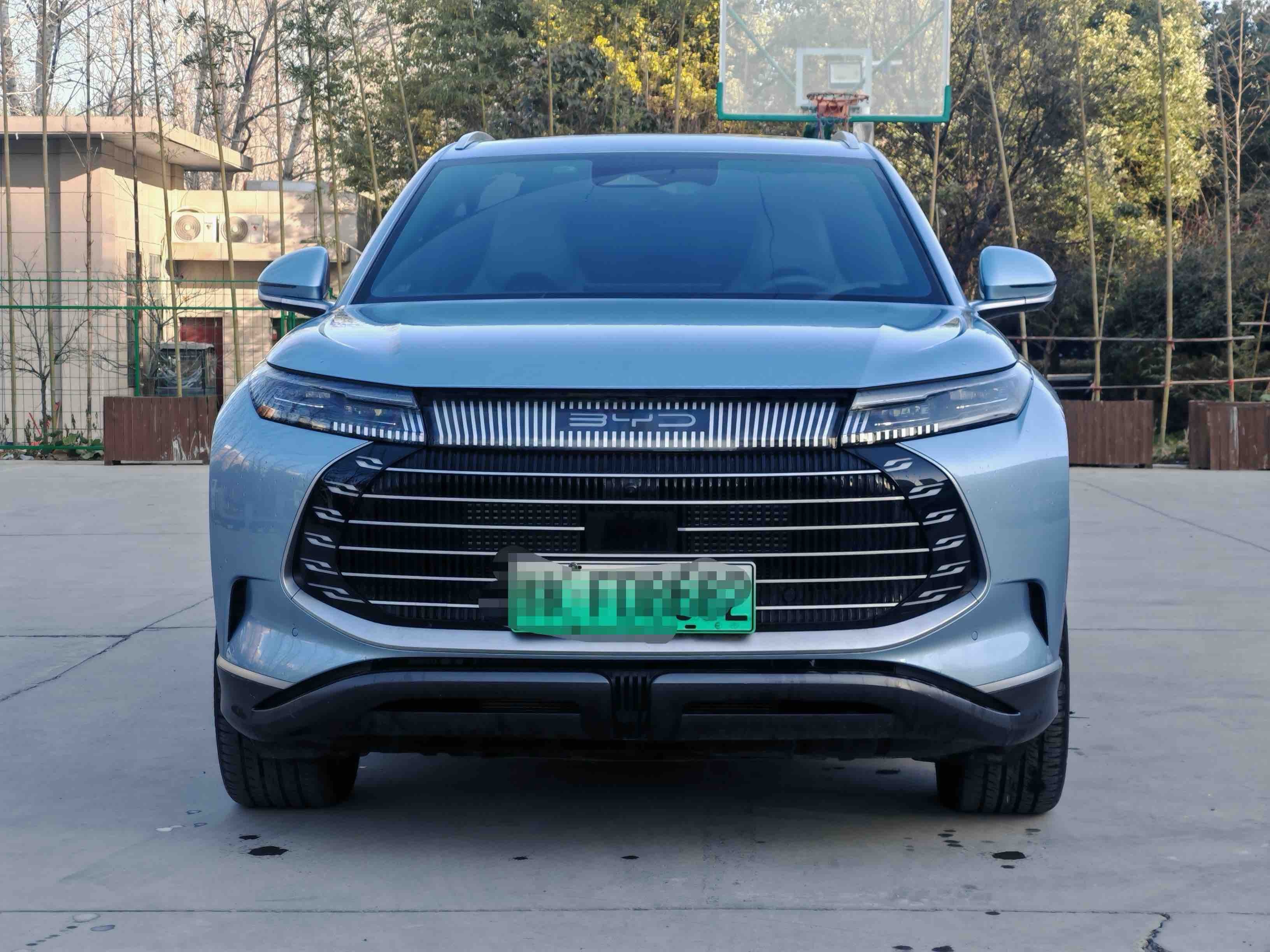 BYD Frigate 07 2023 #2 BYD Frigate 07 2023 car image #2