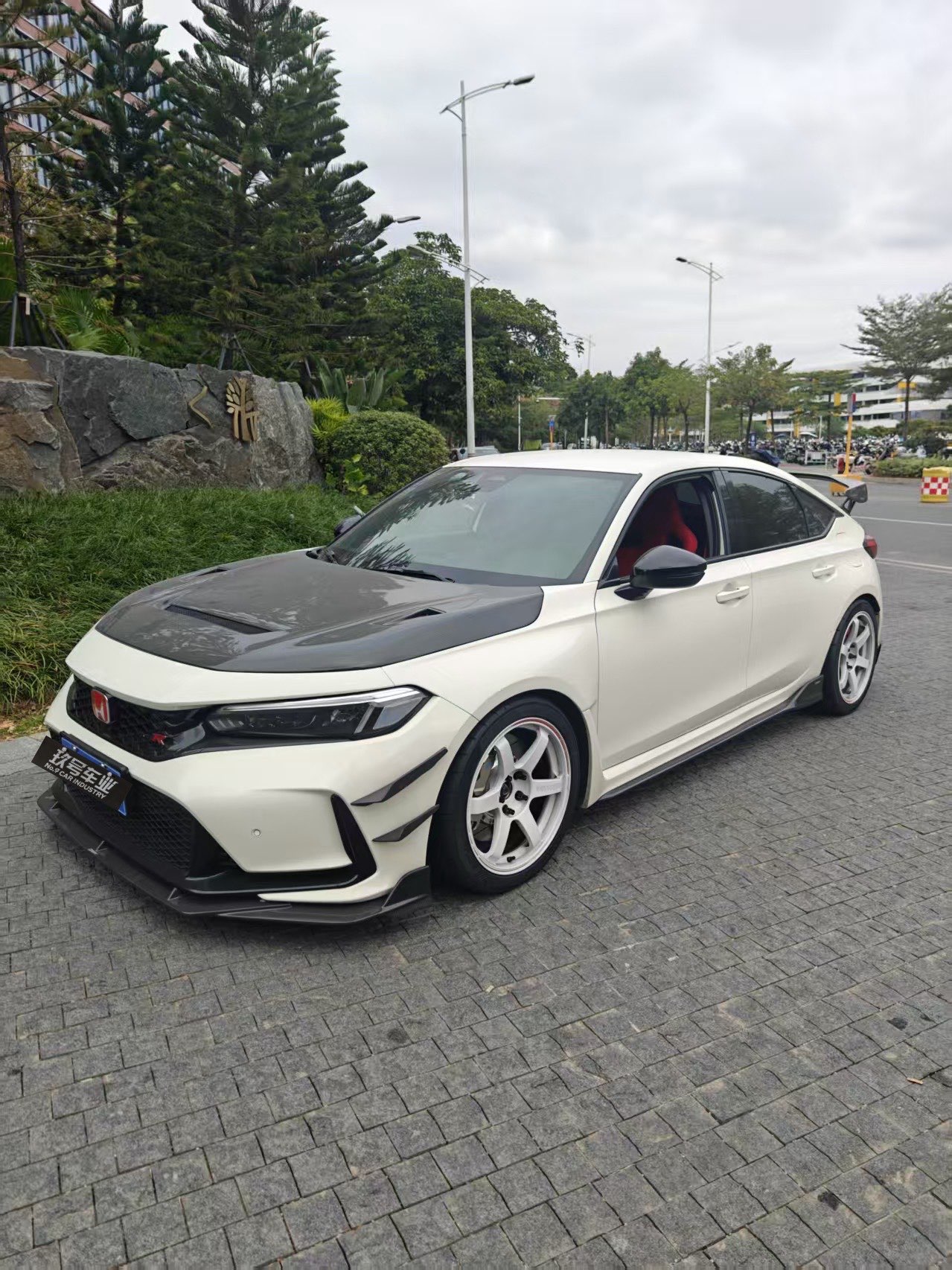 Honda Civic (Imported) 2023 car image #2