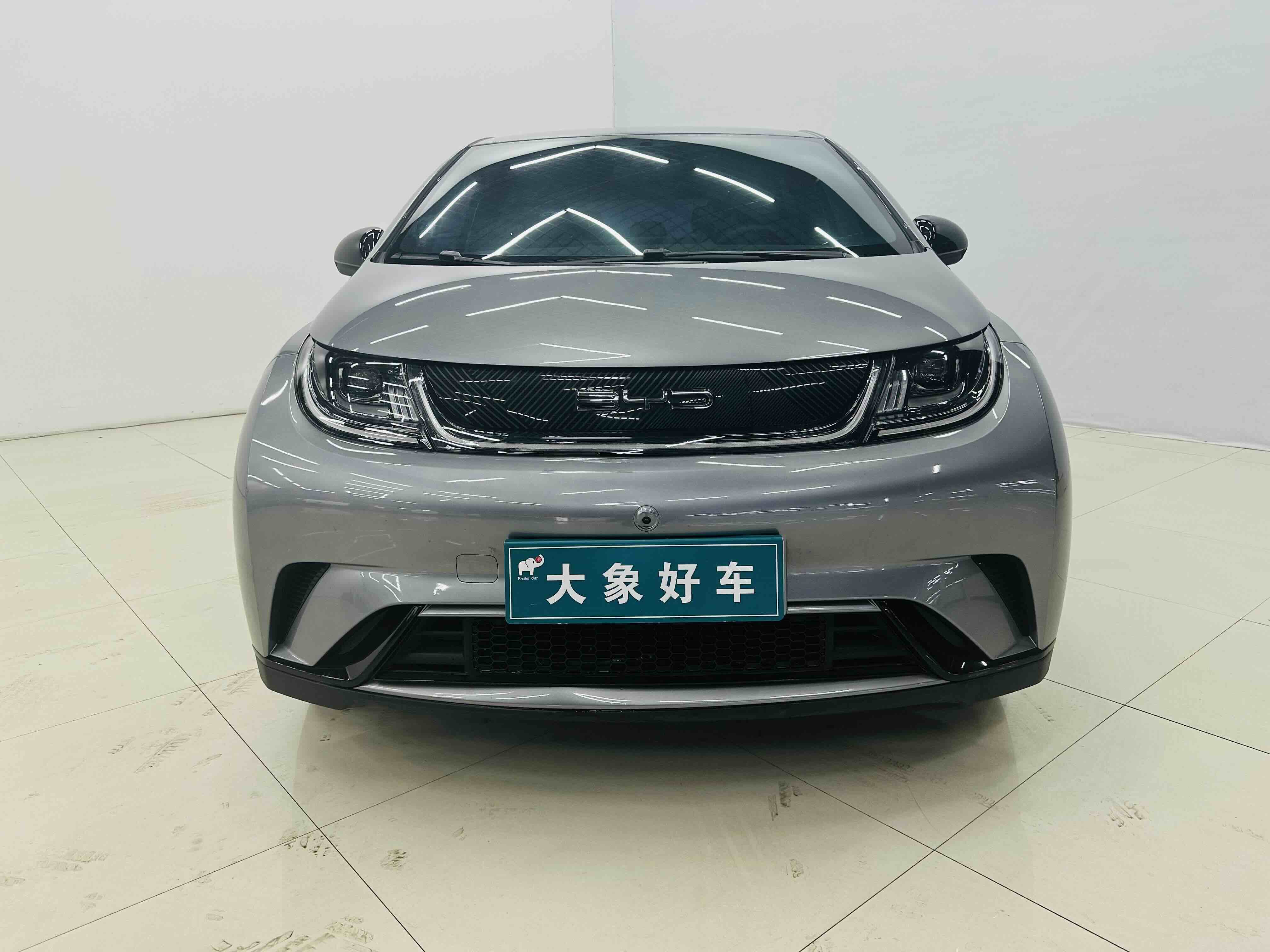 BYD Dolphin 2023 #2 BYD Dolphin 2023 car image #2